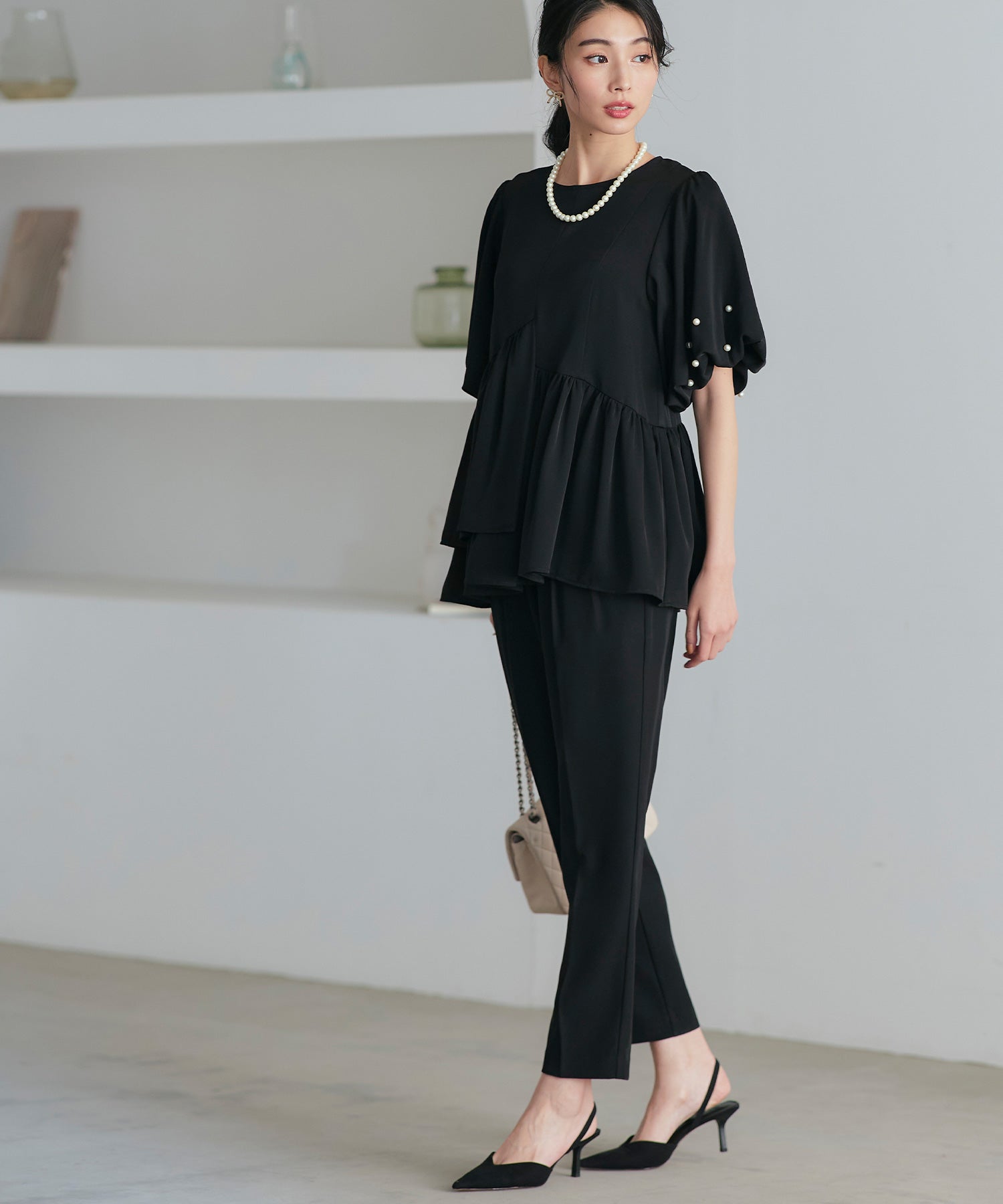 ルイルエブティック RUIRUE BOUTIQUE 洗える ストレッチ オケージョンドレス 結婚式 ｜ 選べるパンツ パール バルーントップス ＆ テーパードパンツ ｜ セレモニー 美脚 ママスーツ パンツドレス （テーパード/ブラック） テーパード/ブラック