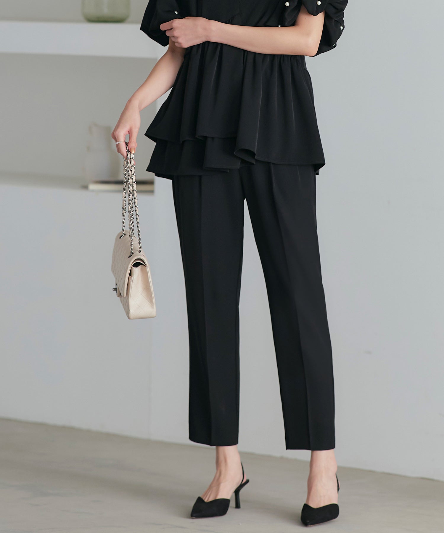 ルイルエブティック RUIRUE BOUTIQUE 洗える ストレッチ オケージョンドレス 結婚式 ｜ 選べるパンツ パール バルーントップス ＆ テーパードパンツ ｜ セレモニー 美脚 ママスーツ パンツドレス （テーパード/ブラック） テーパード/ブラック