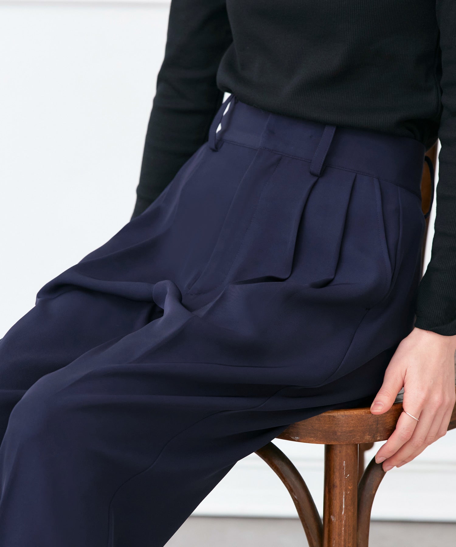 ルイルエブティック RUIRUE BOUTIQUE 洗える ストレッチ オケージョンドレス 結婚式 ｜ 選べるパンツ パール バルーントップス ＆ テーパードパンツ ｜ セレモニー 美脚 ママスーツ パンツドレス （テーパード/ブラック） テーパード/ブラック