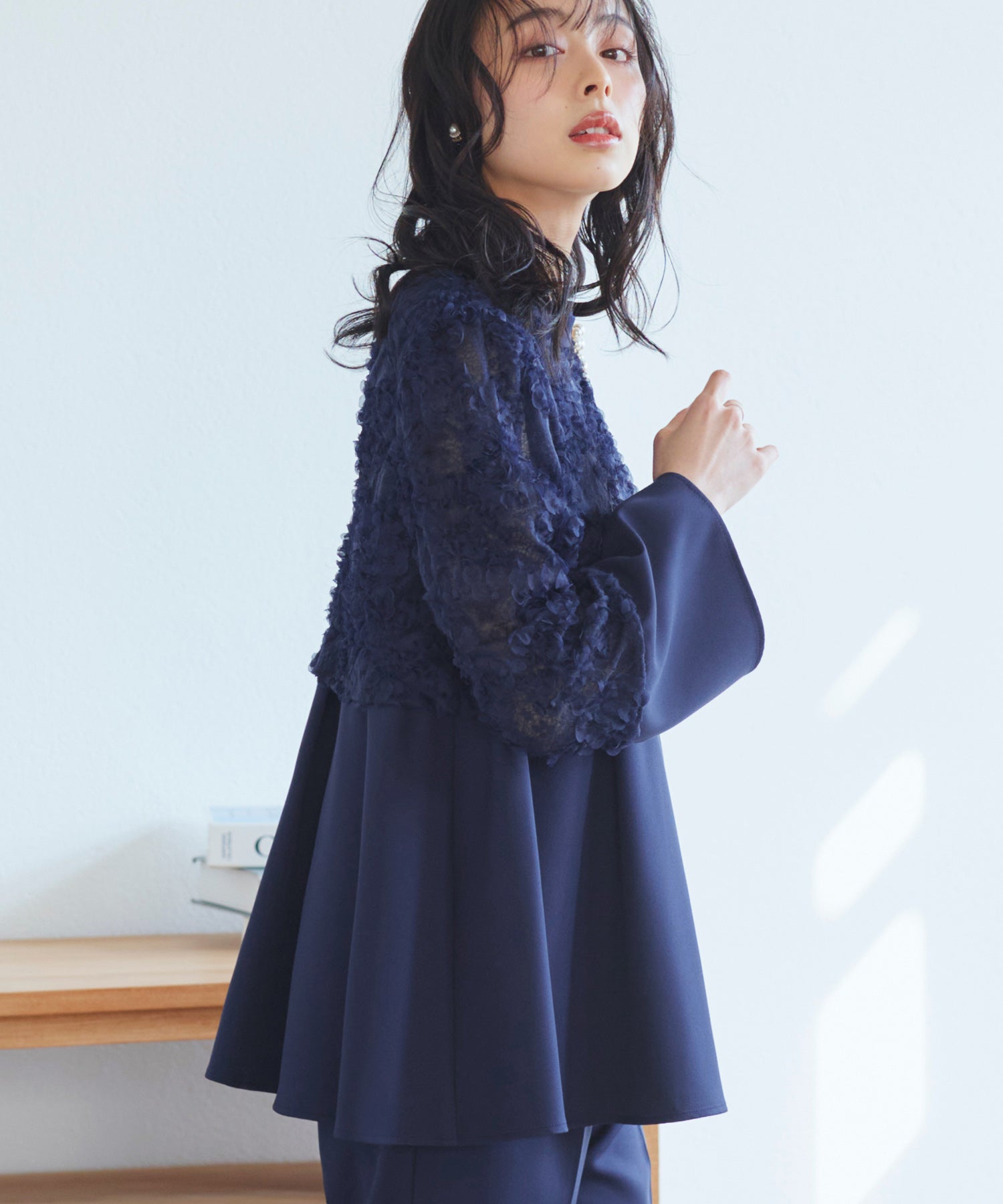 RUIRUE BOUTIQUE 婚禮禮服 彈性 可洗 ｜ 華麗 套裝 禮服 立體蕾絲 上衣 / 錐形褲 ｜ 美腿 伴娘禮服 派對禮服