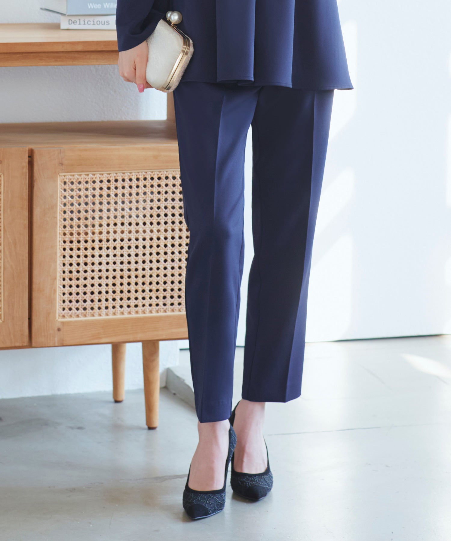 RUIRUE BOUTIQUE 婚禮禮服 彈性 可洗 ｜ 華麗 套裝 禮服 立體蕾絲 上衣 / 錐形褲 ｜ 美腿 伴娘禮服 派對禮服