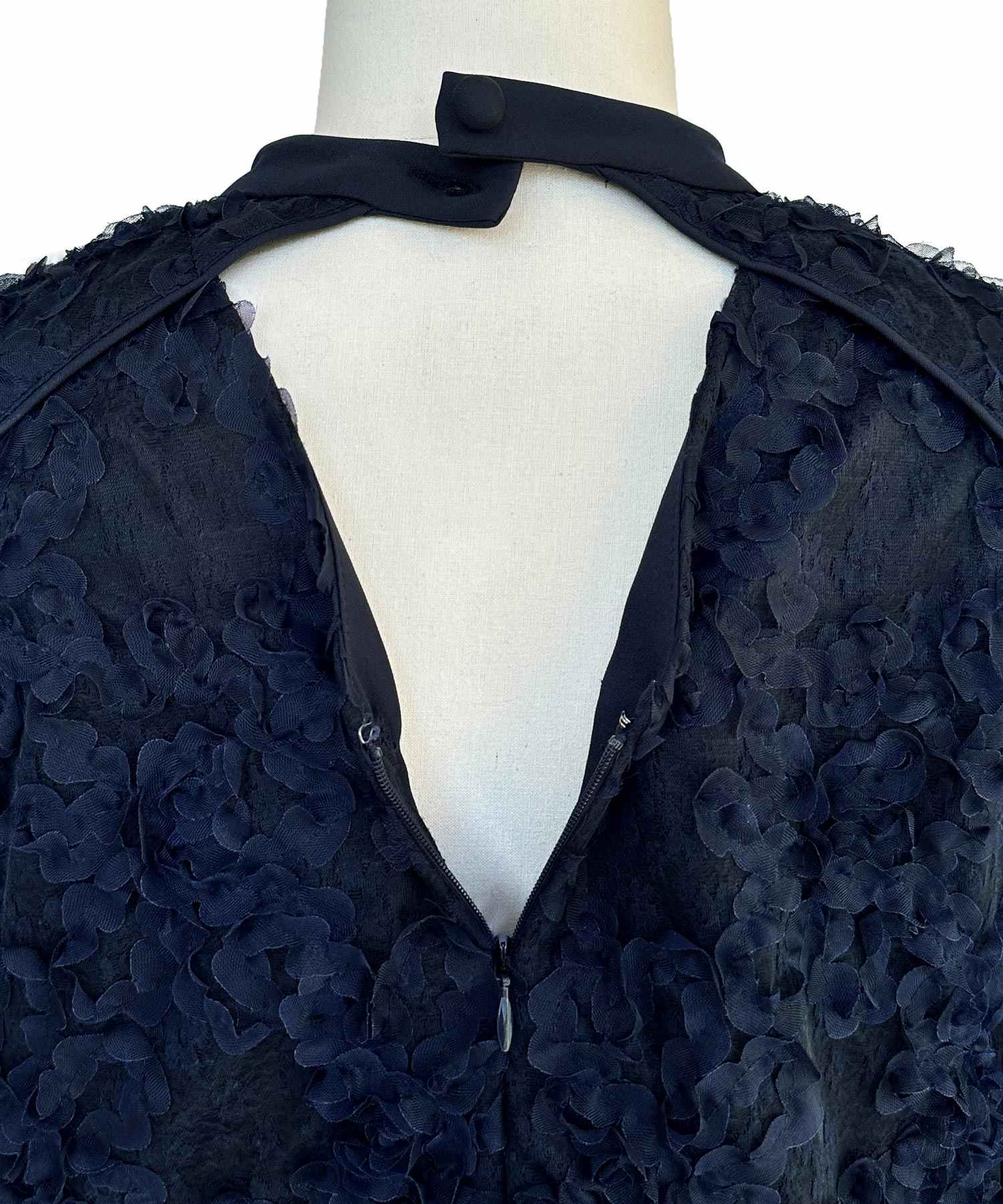 RUIRUE BOUTIQUE 婚禮禮服 彈性 可洗 ｜ 華麗 套裝 禮服 立體蕾絲 上衣 / 錐形褲 ｜ 美腿 伴娘禮服 派對禮服