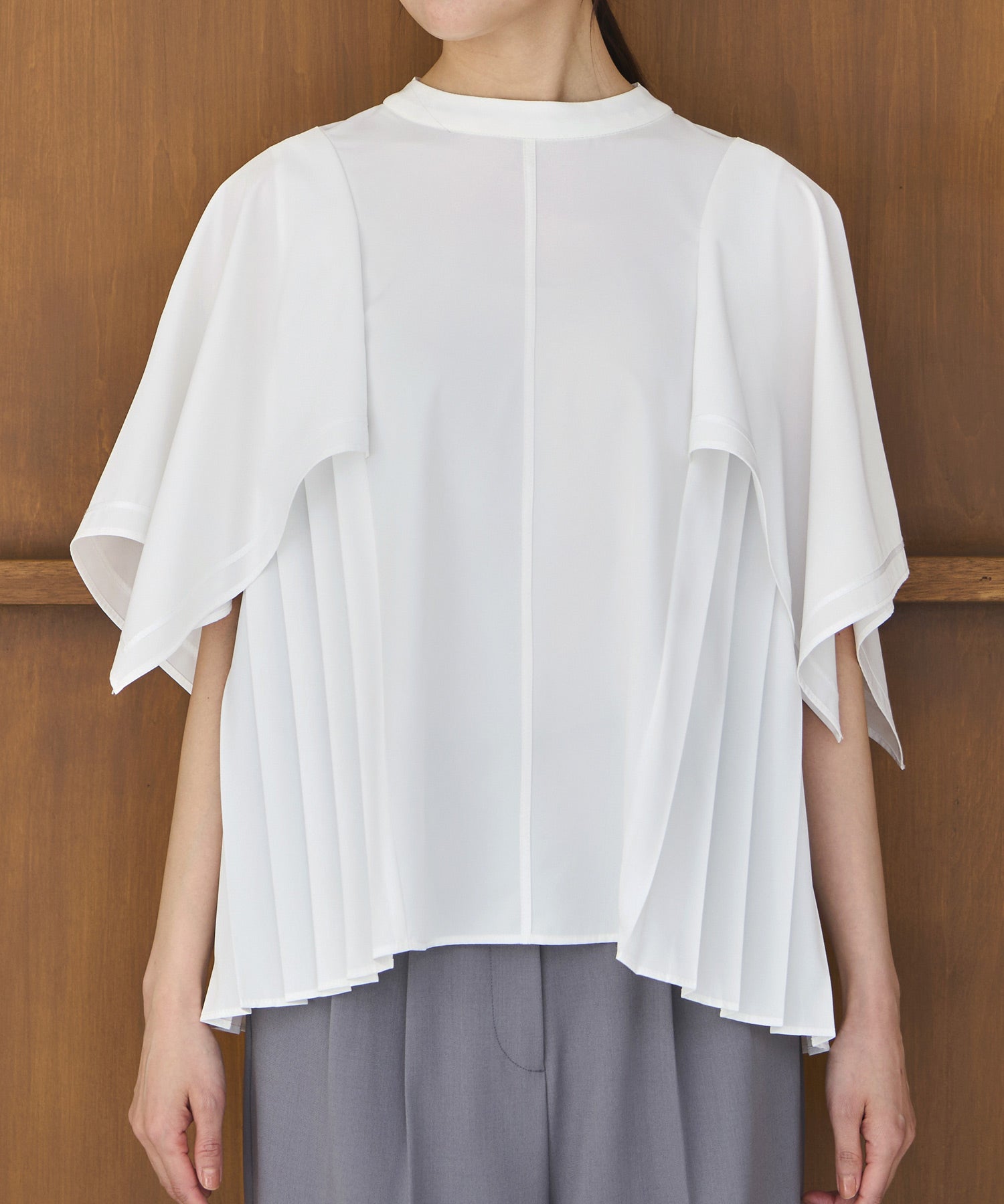 RUIRUE BOUTIQUE 可洗 ｜ 蓬鬆擺襬袖子與百褶上衣 ｜ 女士辦公休閒 通勤 蓋身顯瘦 短袖 純色 時尚 優雅 隱藏手臂 上衣 襯衫