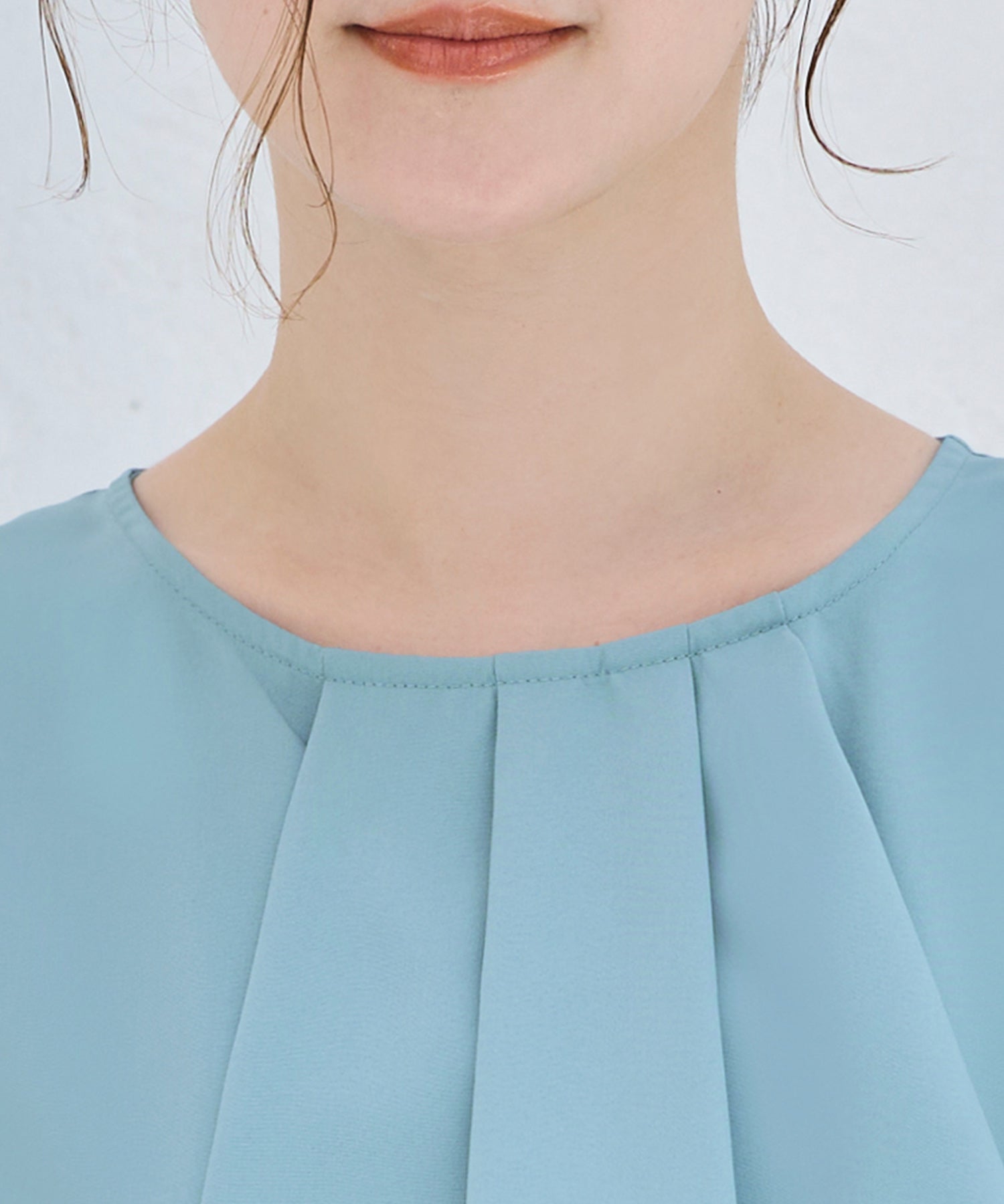 ルイルエブティック RUIRUE BOUTIQUE 【洗える】アシンメトリーフリルブラウス