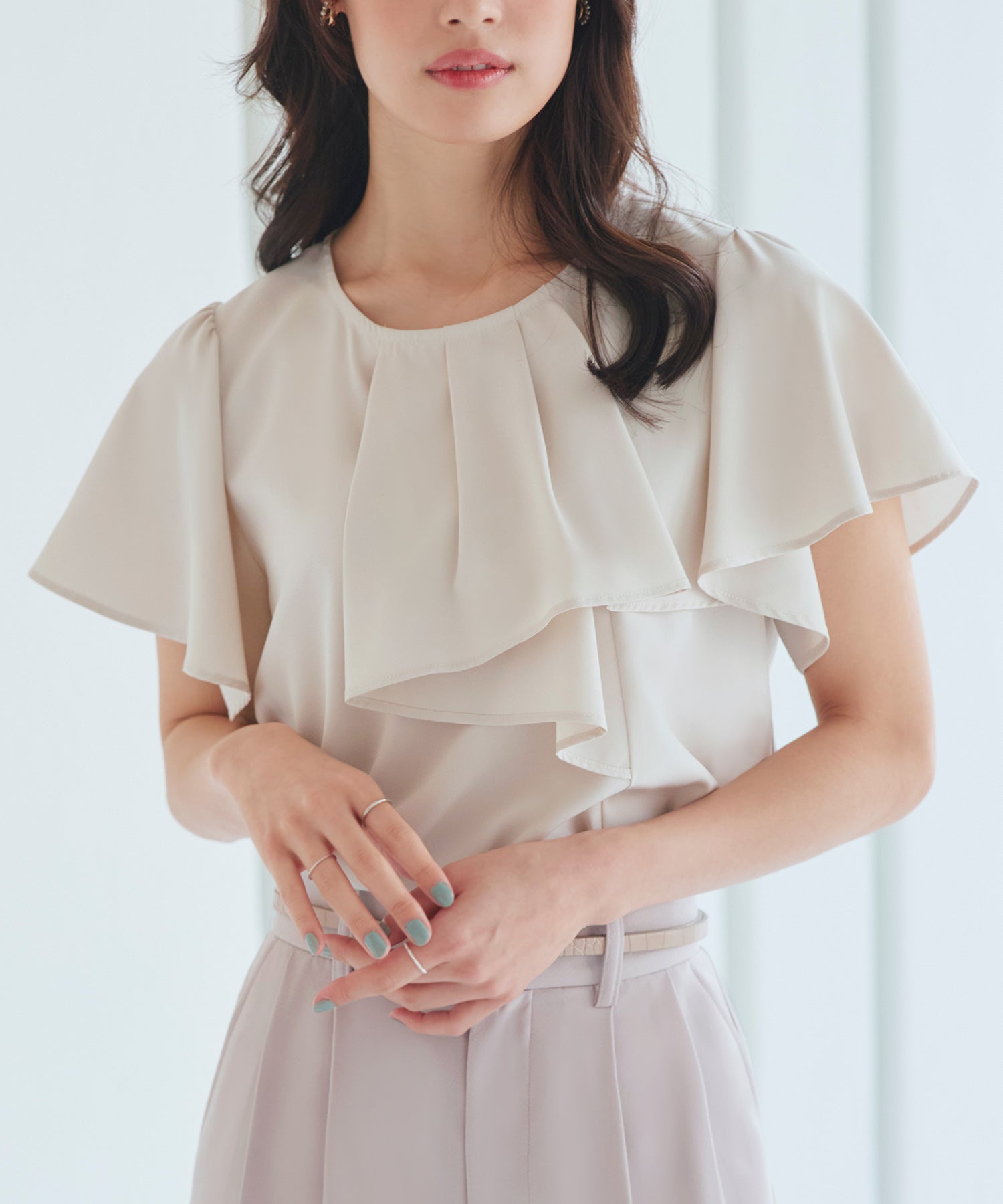 ルイルエブティック RUIRUE BOUTIQUE 【洗える】アシンメトリーフリルブラウス