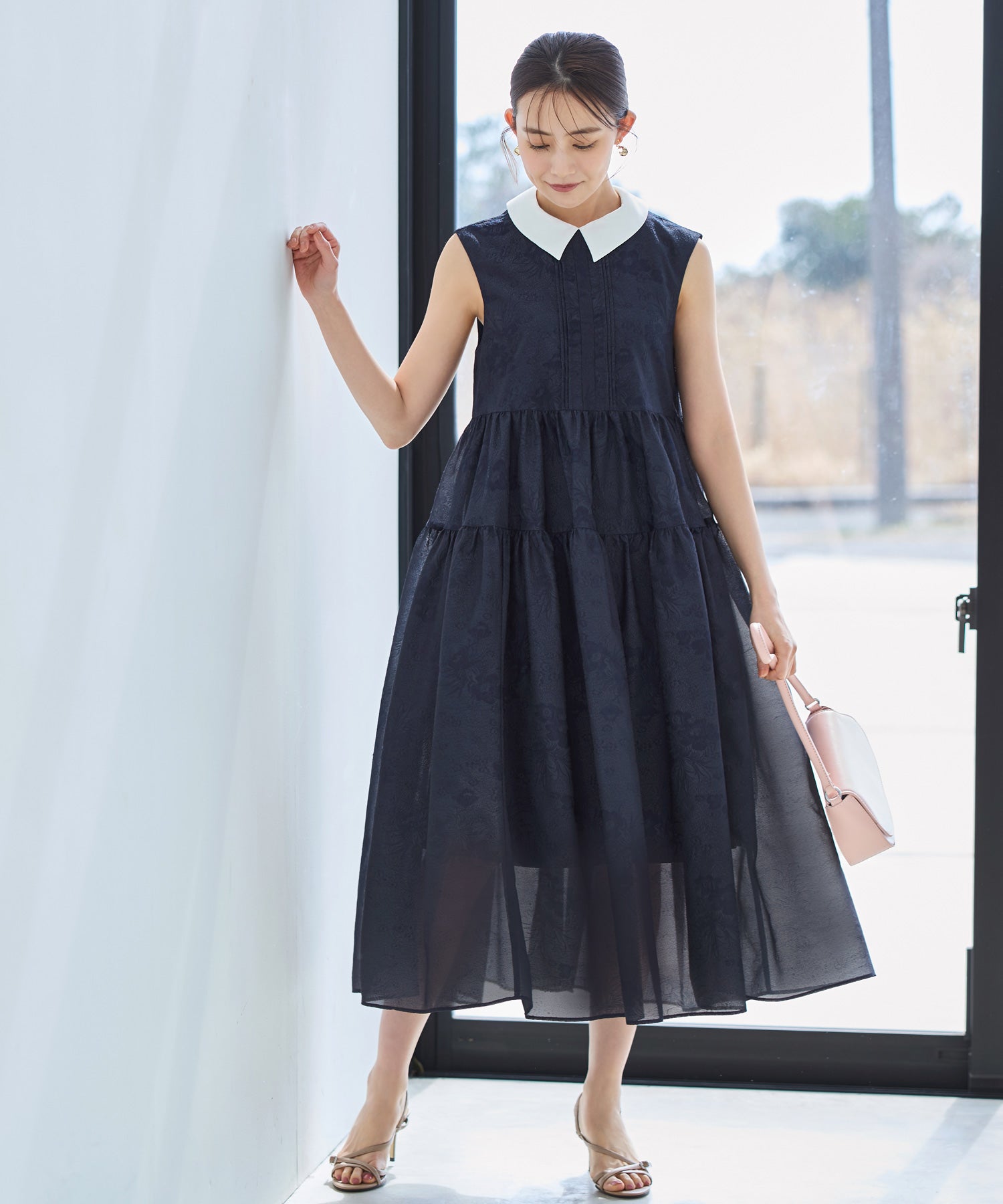 ルイルエブティック RUIRUE BOUTIQUE 襟付きシアージャカードギャザーフレアワンピース （ネイビー） ネイビー