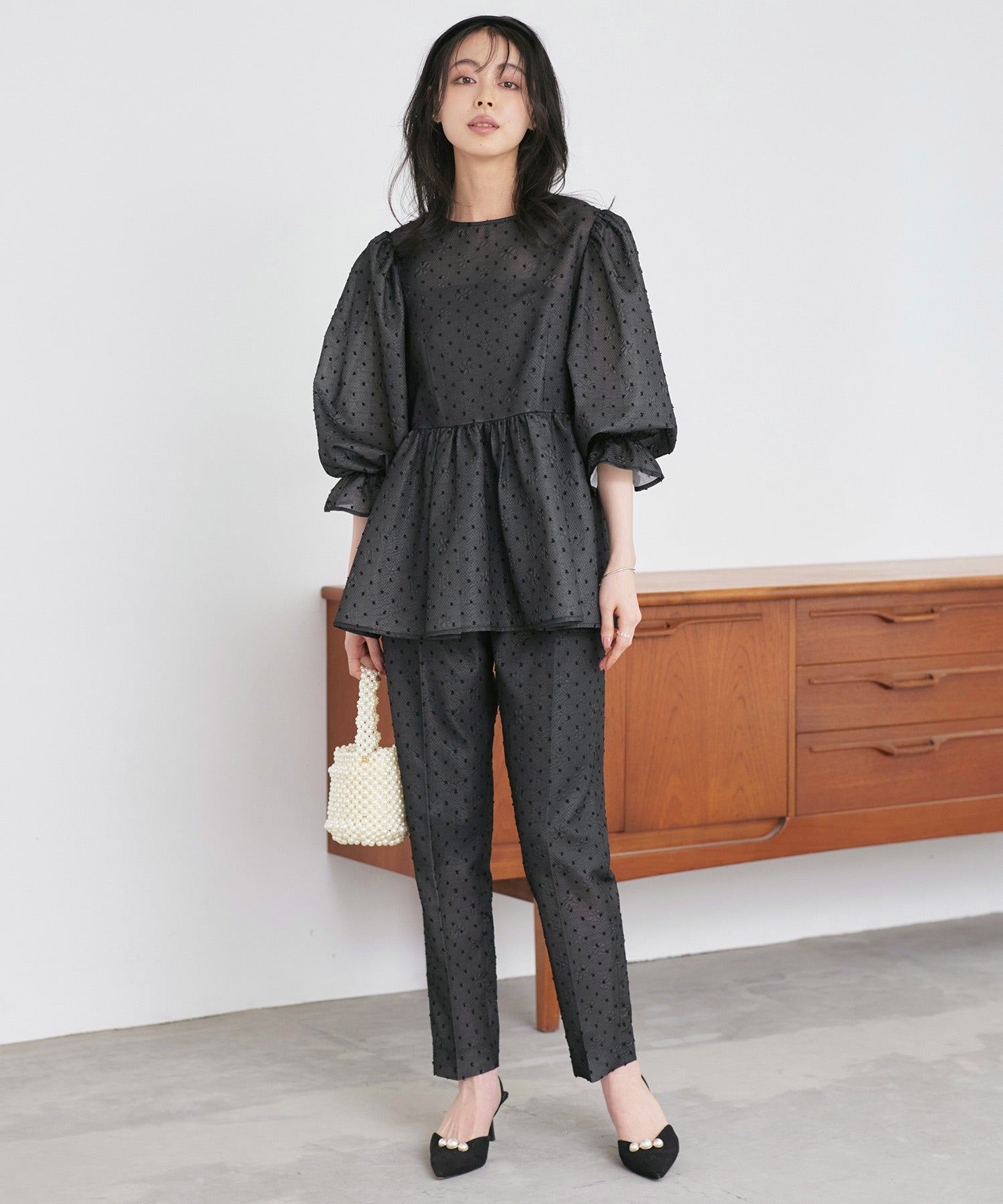 ルイルエブティック RUIRUE BOUTIQUE シアードットジャカードペプラムトップス＆パンツセットアップ （ブラック） ブラック