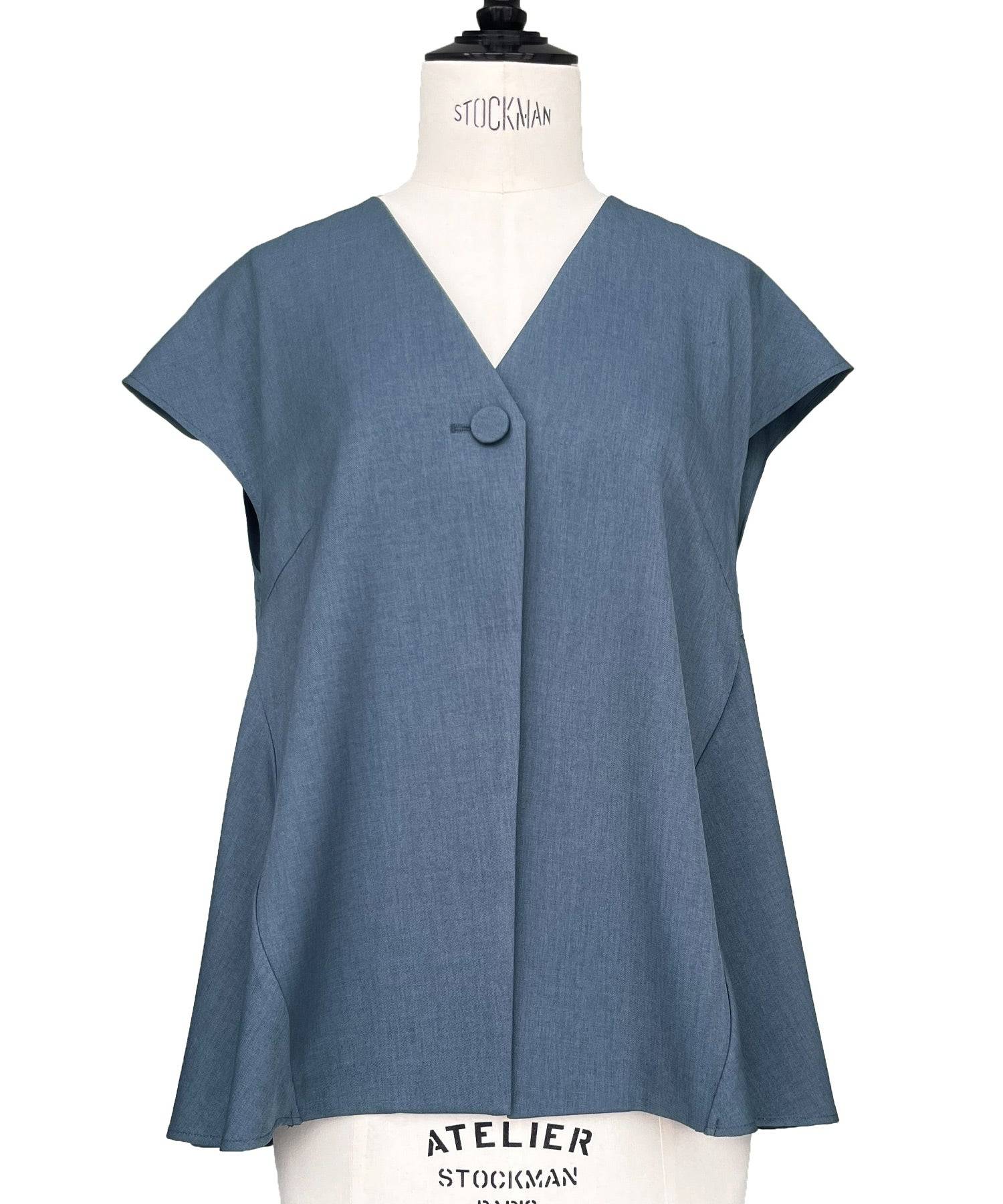 ルイルエブティック RUIRUE BOUTIQUE バックペプラムジレ＆テーパードパンツセットアップ （ブルー） ブルー