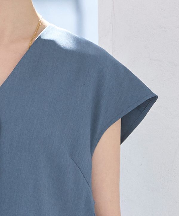 ルイルエブティック RUIRUE BOUTIQUE バックペプラムジレ＆テーパードパンツセットアップ （ブルー） ブルー