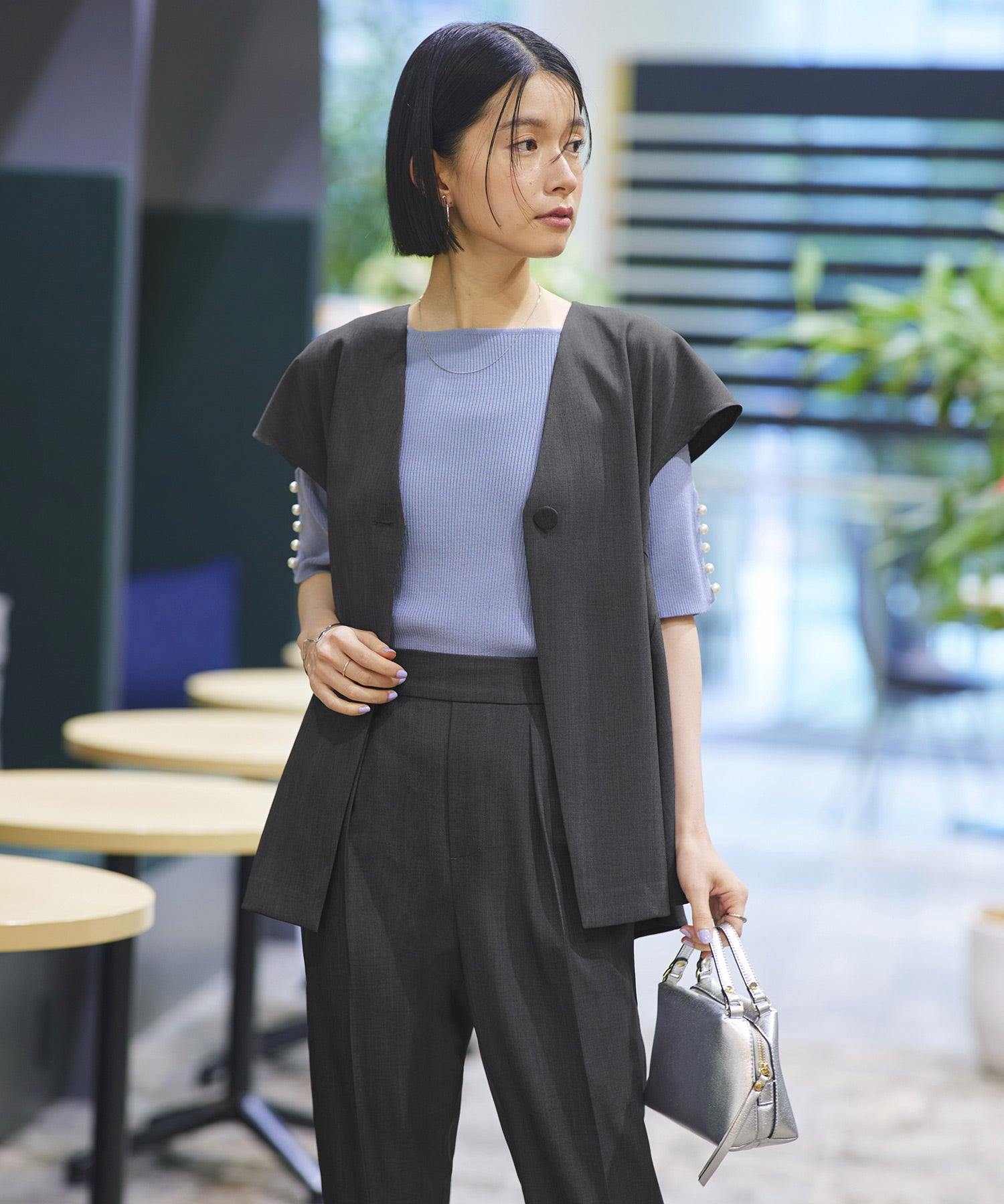 ルイルエブティック RUIRUE BOUTIQUE バックペプラムジレ＆テーパードパンツセットアップ （チャコール） チャコール