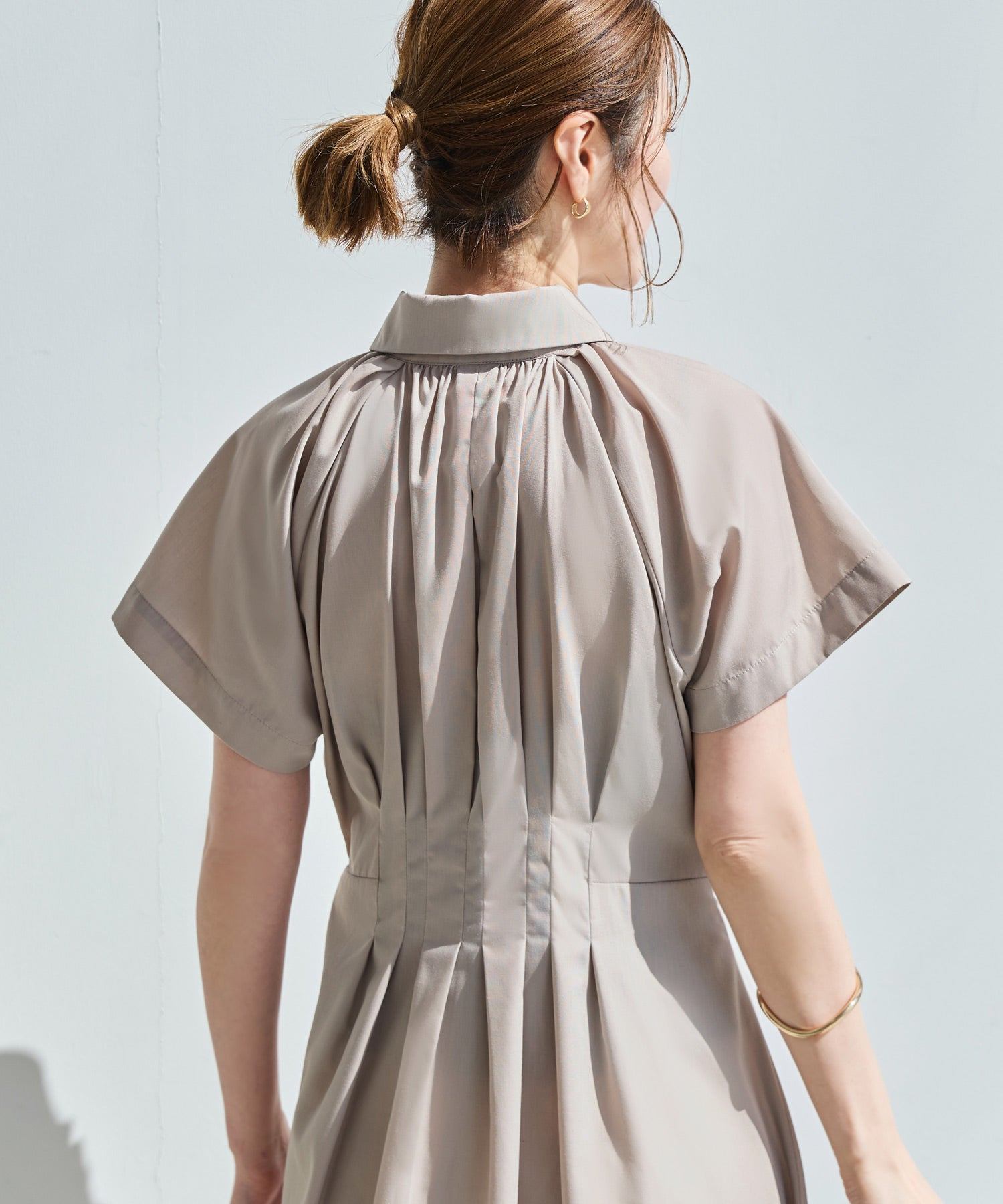 ルイルエブティック RUIRUE BOUTIQUE 洗える ｜ タック ＆ フレア ロング シャツワンピース ｜ レディース おしゃれ きれいめ オフィスカジュアル 通勤服 休日コーデ シャツワンピ ワンピース （グレージュ） グレージュ