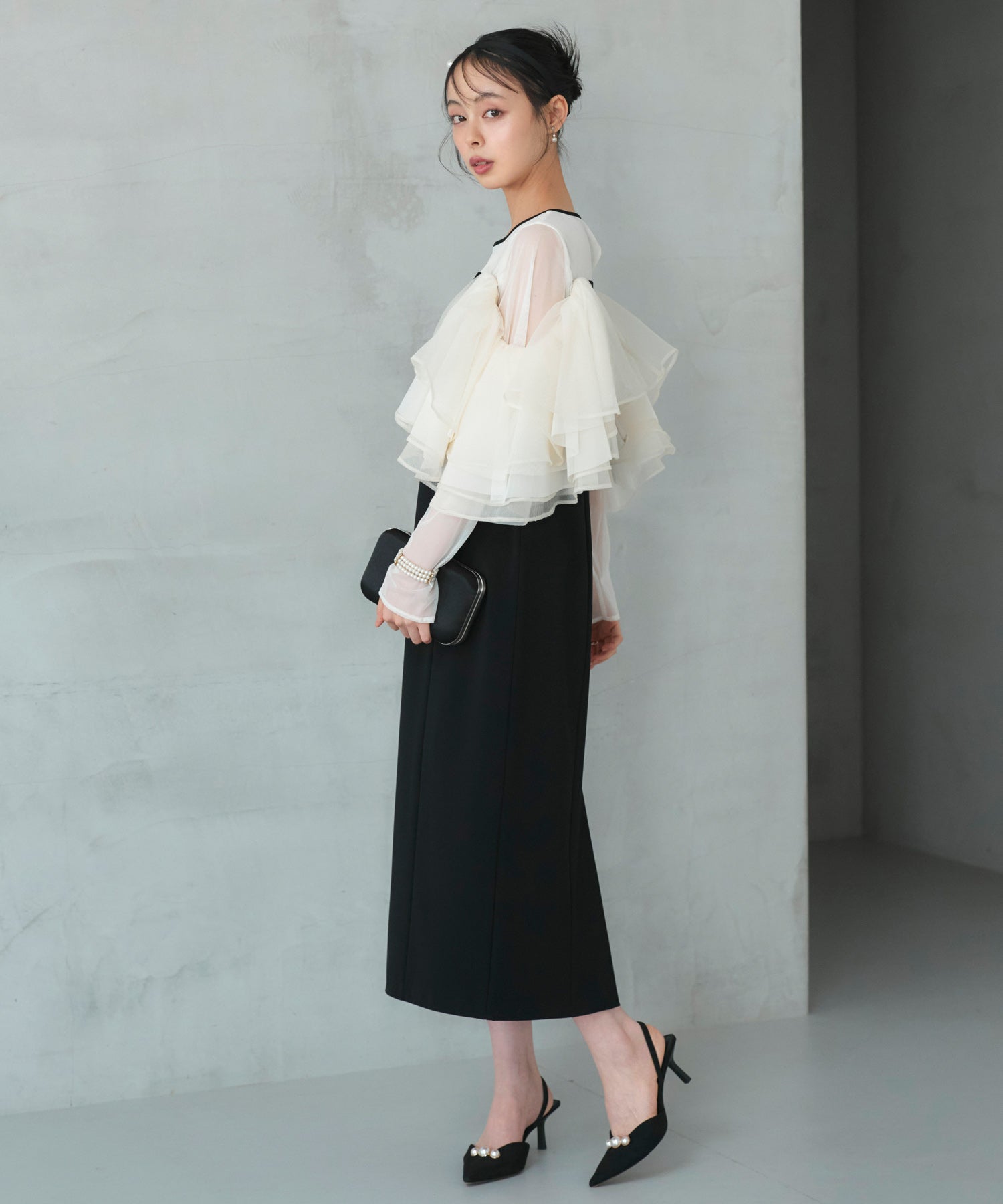 ルイルエブティック RUIRUE BOUTIQUE オケージョンドレス 結婚式 ストレッチ ｜ ボリューム フリルスリーブ タイトワンピース ドレス ｜ 二次会 披露宴 美脚 ワンピース オケージョン お呼ばれ パーティードレス （ブラック×ベージュ） ブラック×ベージュ