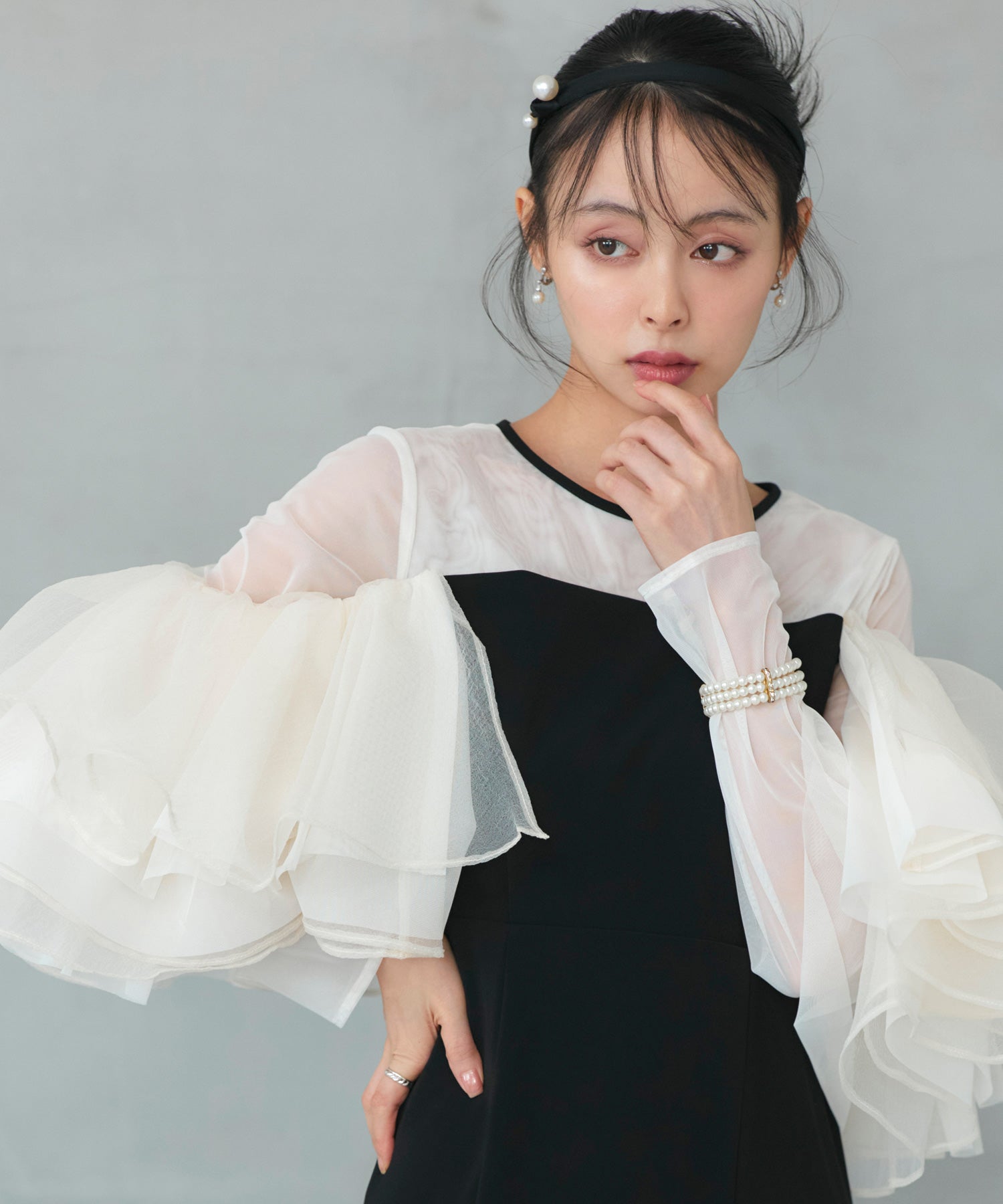 ルイルエブティック RUIRUE BOUTIQUE オケージョンドレス 結婚式 ストレッチ ｜ ボリューム フリルスリーブ タイトワンピース ドレス ｜ 二次会 披露宴 美脚 ワンピース オケージョン お呼ばれ パーティードレス （ブラック×ベージュ） ブラック×ベージュ