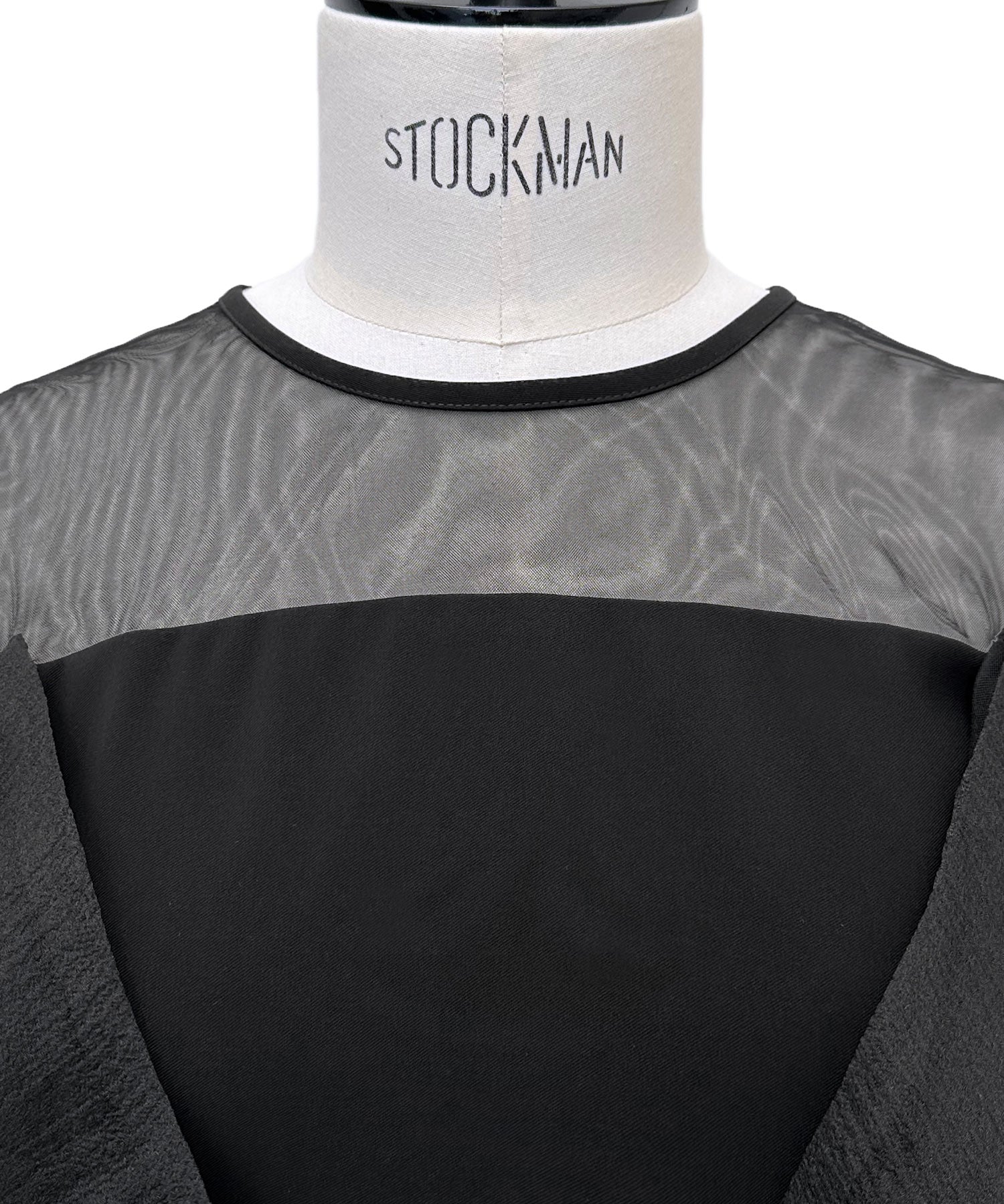 ルイルエブティック RUIRUE BOUTIQUE オケージョンドレス 結婚式 ストレッチ ｜ ボリューム フリルスリーブ タイトワンピース ドレス ｜ 二次会 披露宴 美脚 ワンピース オケージョン お呼ばれ パーティードレス （ブラック×ベージュ） ブラック×ベージュ