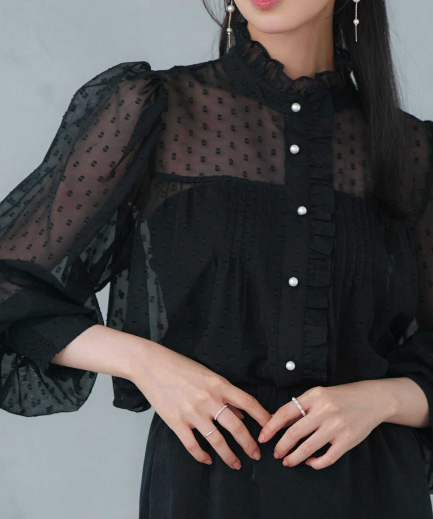 ルイルエブティック RUIRUE BOUTIQUE 洗える ｜ ドット シフォン ピンタック ブラウス ｜ レディース シアー トップス 体型カバー 長袖 透け感 オフィスカジュアル きれいめ 大人かわいい シャツ （ブラック） ブラック