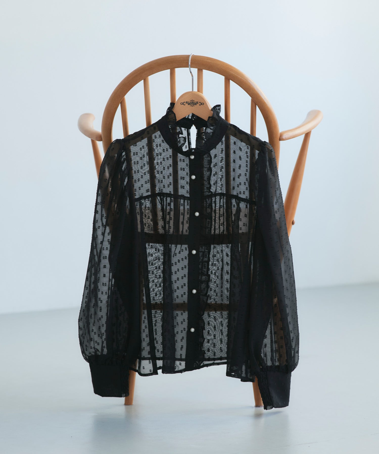 ルイルエブティック RUIRUE BOUTIQUE 洗える ｜ ドット シフォン ピンタック ブラウス ｜ レディース シアー トップス 体型カバー 長袖 透け感 オフィスカジュアル きれいめ 大人かわいい シャツ （ブラック） ブラック