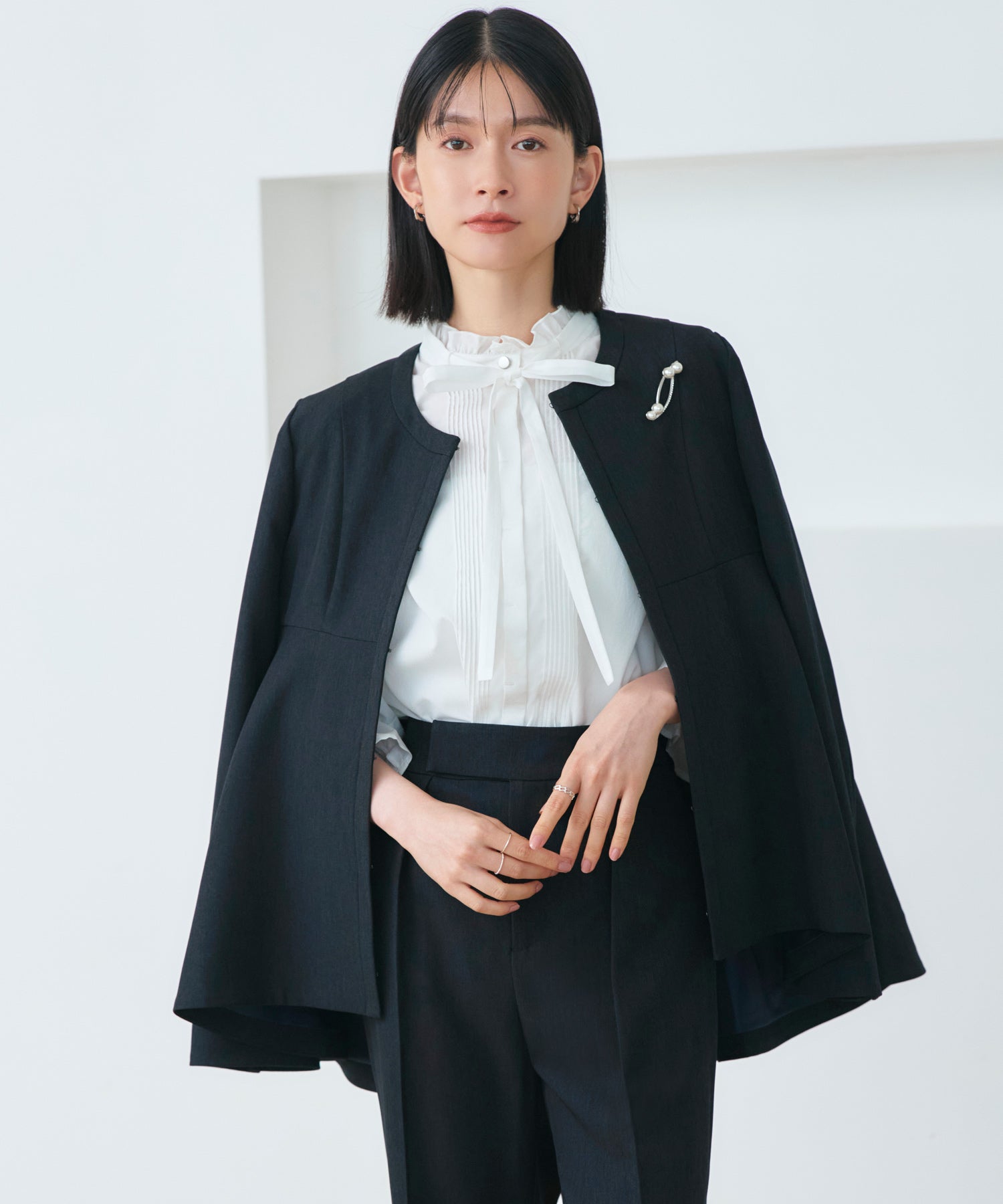 ルイルエブティック RUIRUE BOUTIQUE 洗える ストレッチ ｜ マイルド シアー ピンタック ブラウス ｜ レディース トップス 体型カバー 長袖 透け感 オフィスカジュアル きれいめ 大人かわいい シャツ （ホワイト） ホワイト