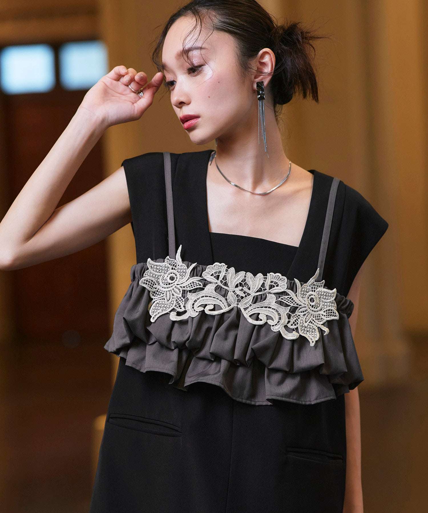 ルイルエブティック RUIRUE BOUTIQUE オケージョンドレス 結婚式 ｜ ベスト ＆ ビスチェ ＆ スリットパンツ 3ピース セット ｜ パンツドレス パンツスーツ 美脚効果 二次会 披露宴 お呼ばれ パーティードレス （ブラック） ブラック