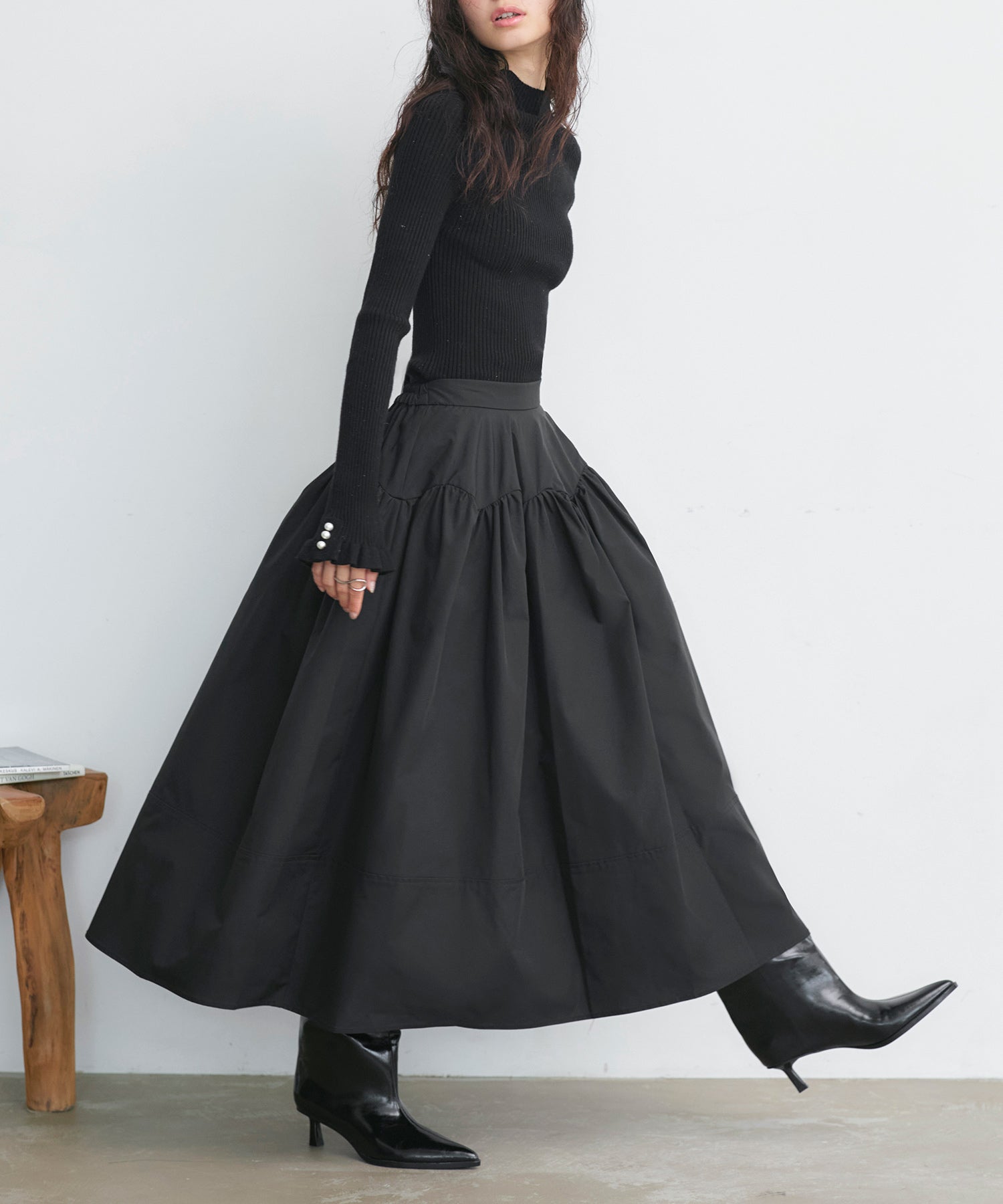 ルイルエブティック RUIRUE BOUTIQUE  洗える ｜ バブル フレア スカート ｜ レディース ロングスカート フェミニン きれいめ 大人カジュアル オフィスカジュアル ウエストゴム 美脚 フレアスカート （ブラック） ブラック