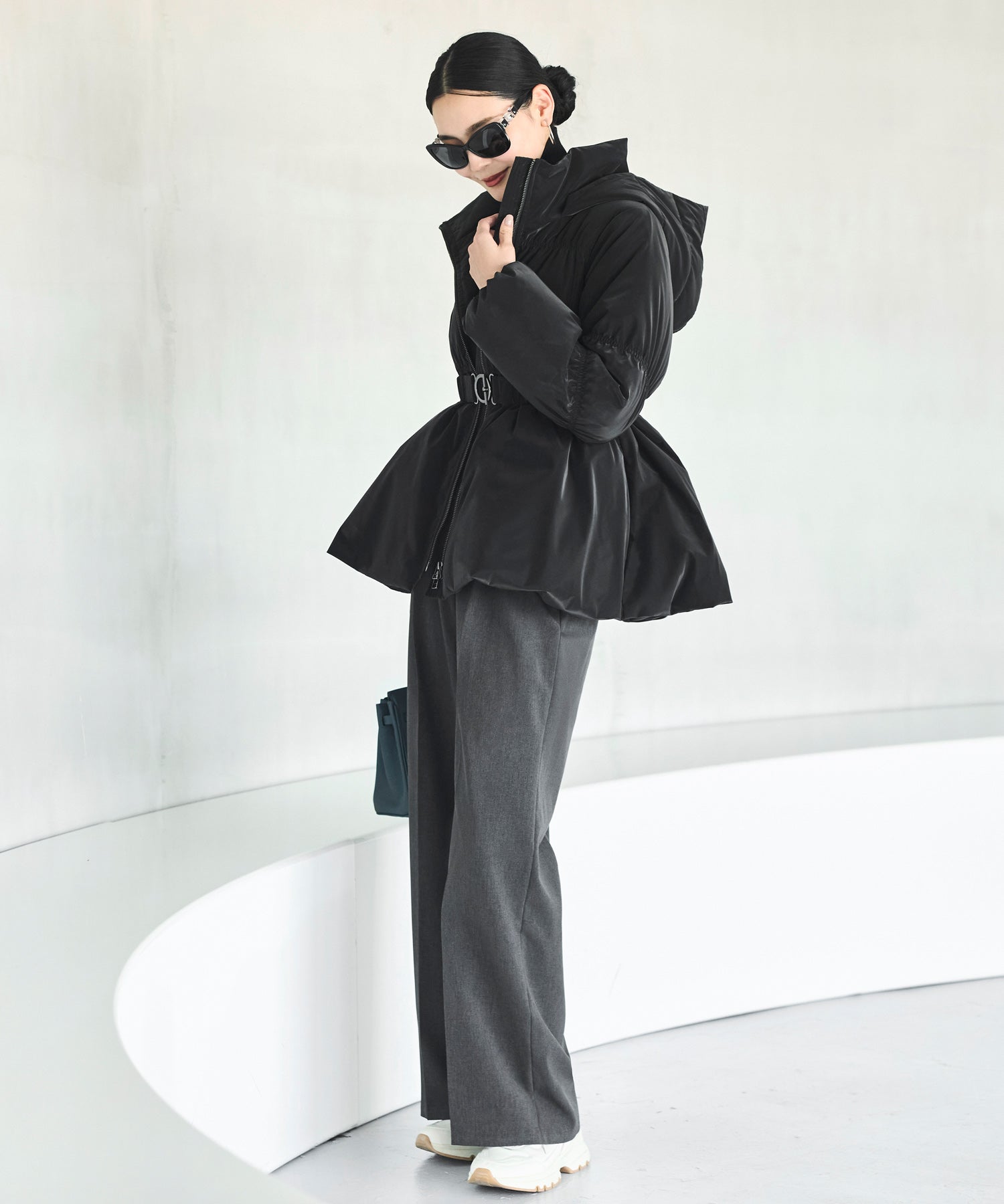 ルイルエブティック RUIRUE BOUTIQUE グロスタフタ×ダウン ｜ 洗える ｜ フーディー ダウンコート ( 共生地 ゴムベルト 付き ) ｜ アウター / コート / ショートダウン （ブラック） ブラック