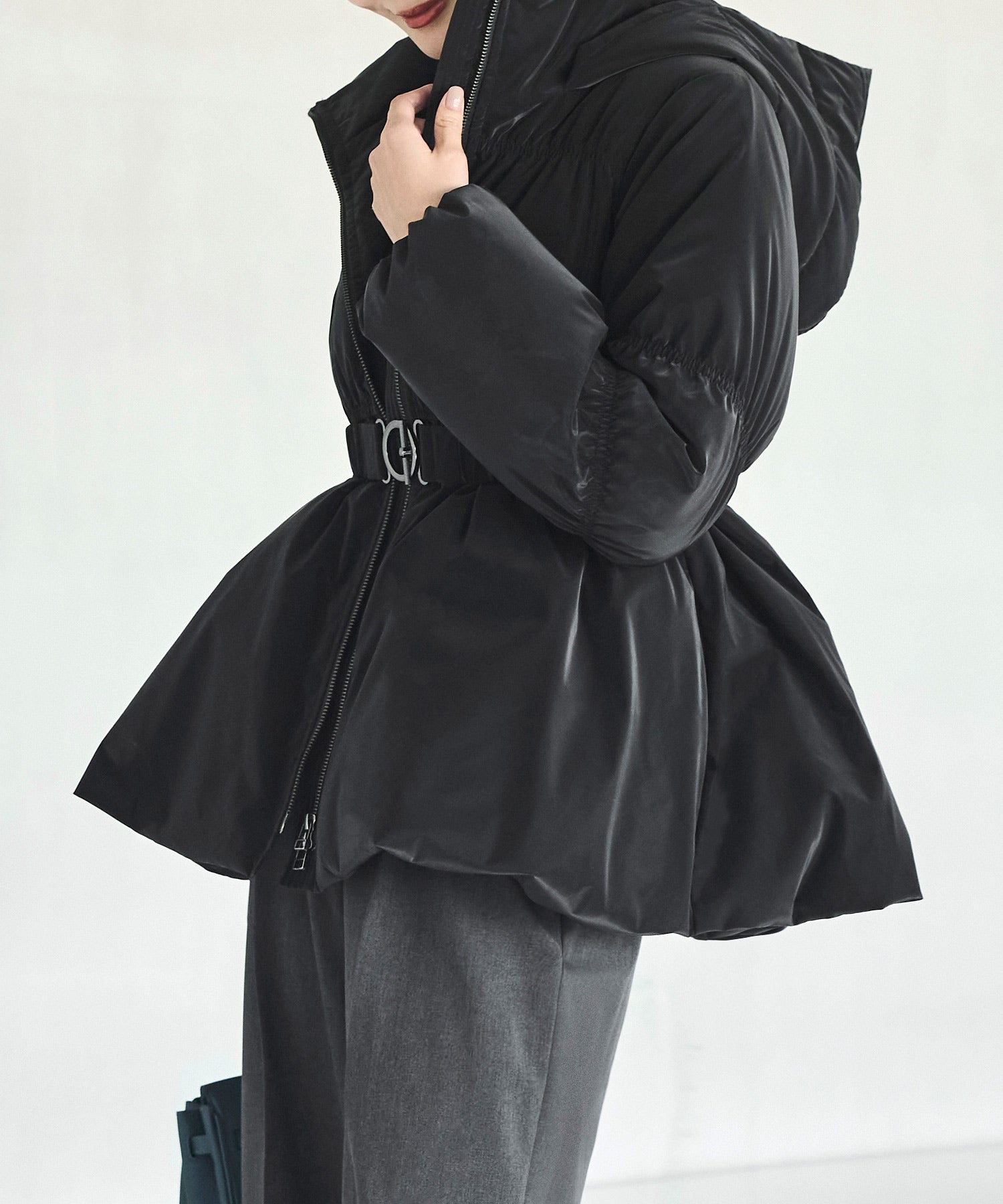 ルイルエブティック RUIRUE BOUTIQUE グロスタフタ×ダウン ｜ 洗える ｜ フーディー ダウンコート ( 共生地 ゴムベルト 付き ) ｜ アウター / コート / ショートダウン （ブラック） ブラック