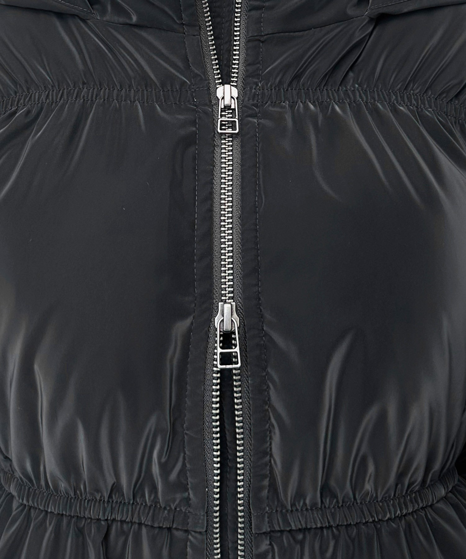 ルイルエブティック RUIRUE BOUTIQUE グロスタフタ×ダウン ｜ 洗える ｜ フーディー ダウンコート ( 共生地 ゴムベルト 付き ) ｜ アウター / コート / ショートダウン （ブラック） ブラック