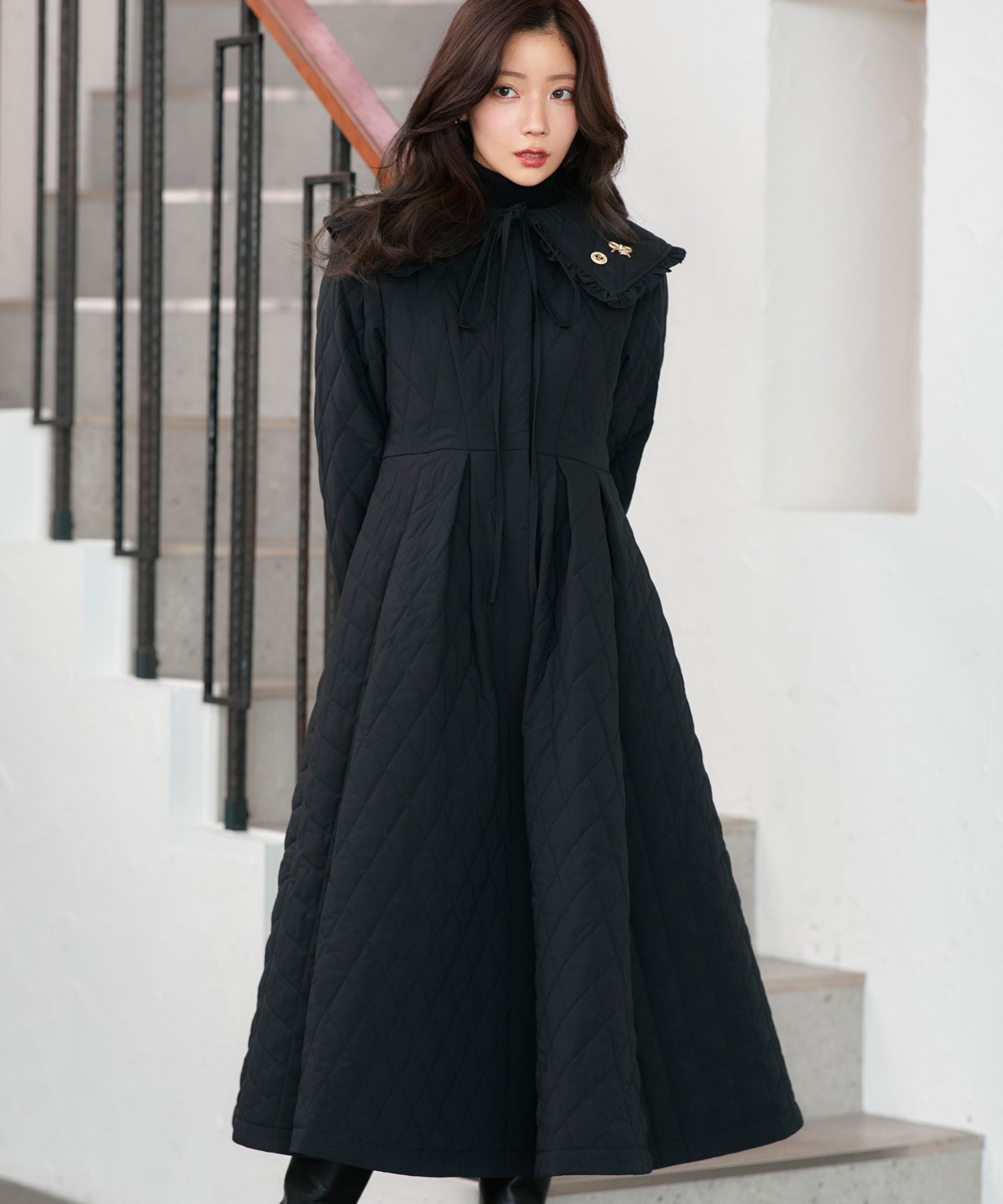ルイルエブティック RUIRUE BOUTIQUE 襟付き フレア 中綿 キルティングコート ｜ アウター / コート / ロングコート / ノーカラーコート / エコダウン / ビッグカラーコート （ブラック） ブラック