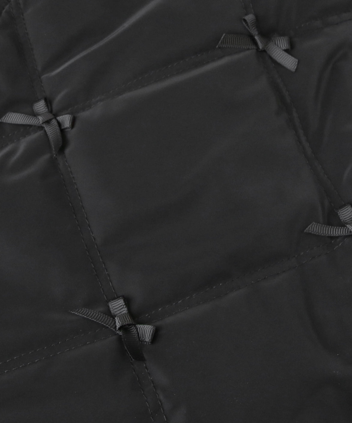 ルイルエブティック RUIRUE BOUTIQUE グロスタフタ×サーモ・アリーナ ｜ 洗える ｜ キルティング ジレ ワンピース ( パール / リボン ) ｜ アウター / コート / ジレ / キルティングコート （リボン/ブラック） リボン/ブラック