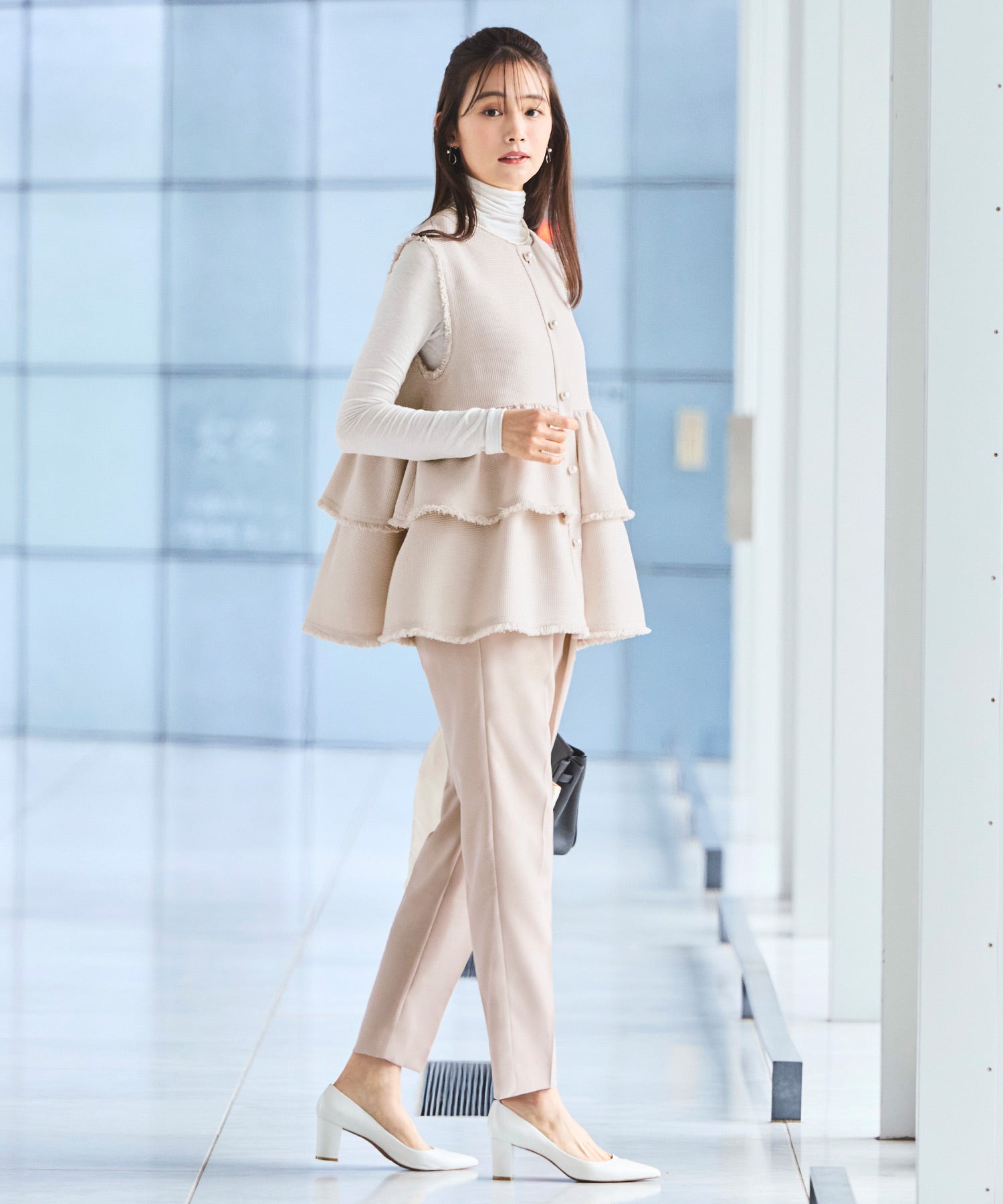 ルイルエブティック RUIRUE BOUTIQUE ストレッチ ｜ ツイード ティアード ペプラム ジレ ＆ テーパードパンツ ｜ セットアップ・オケージョンスーツ・セレモニースーツ・フォーマルスーツ・ママスーツ・パンツスーツ （ピンクベージュ） ピンクベージュ