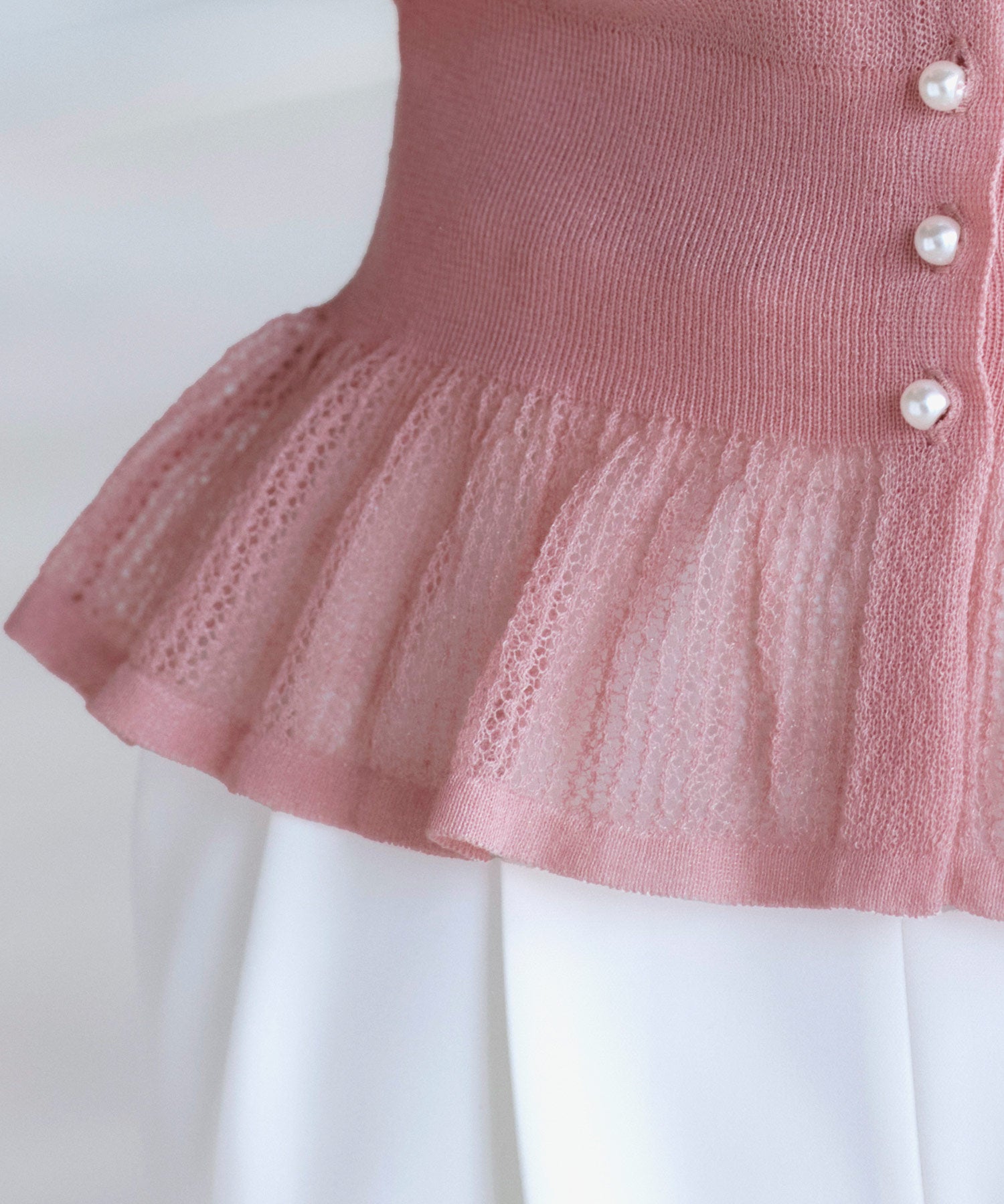 ルイルエブティック RUIRUE BOUTIQUE 洗える/ストレッチ ｜ メッシュ フリル カーデ ｜ カーディガン・ニットカーディガン・トップス・ニットトップス・サマーニット・シアートップス （ピンク） ピンク