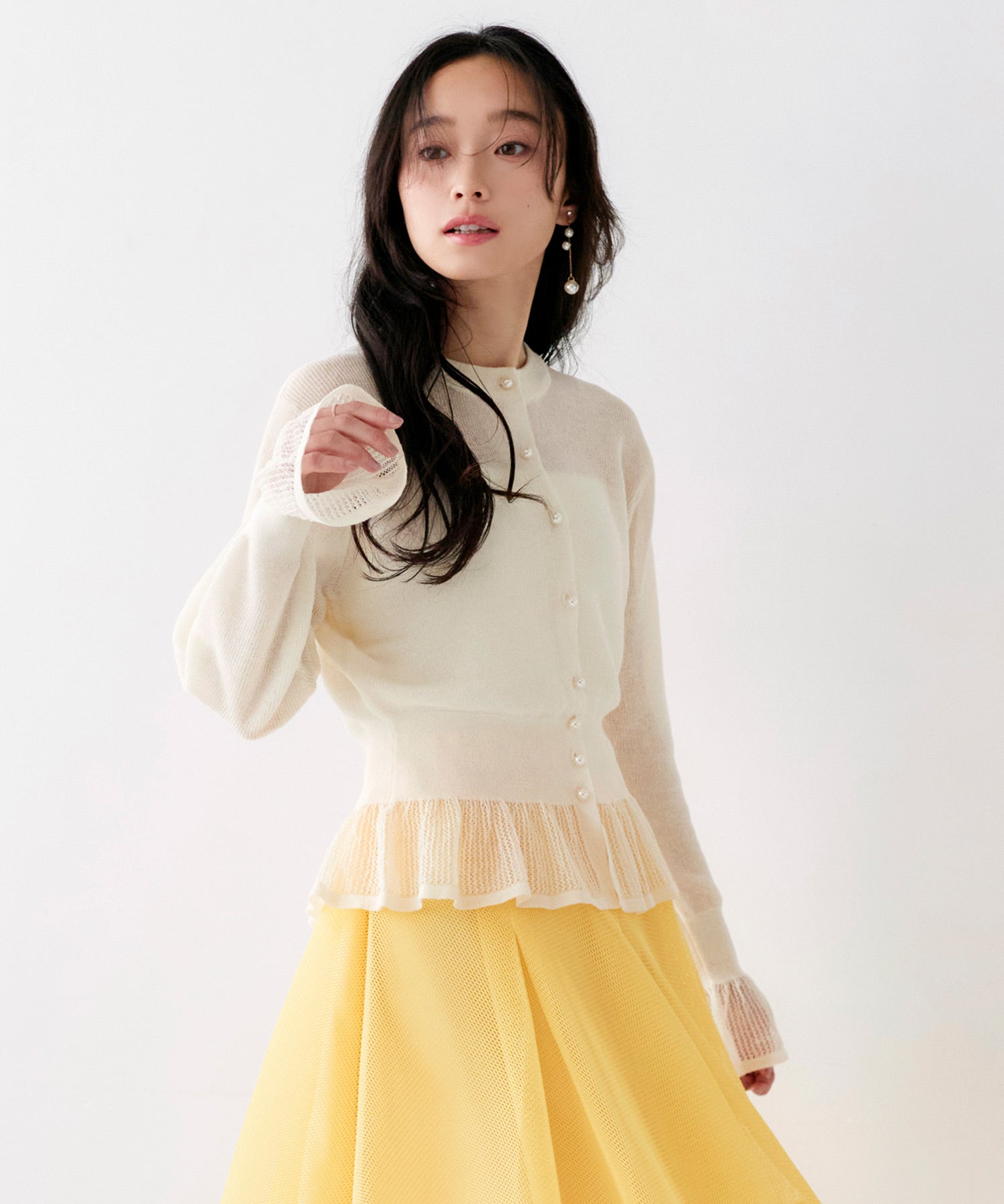 ルイルエブティック RUIRUE BOUTIQUE 洗える/ストレッチ ｜ メッシュ フリル カーデ ｜ カーディガン・ニットカーディガン・トップス・ニットトップス・サマーニット・シアートップス （エクリュ） エクリュ