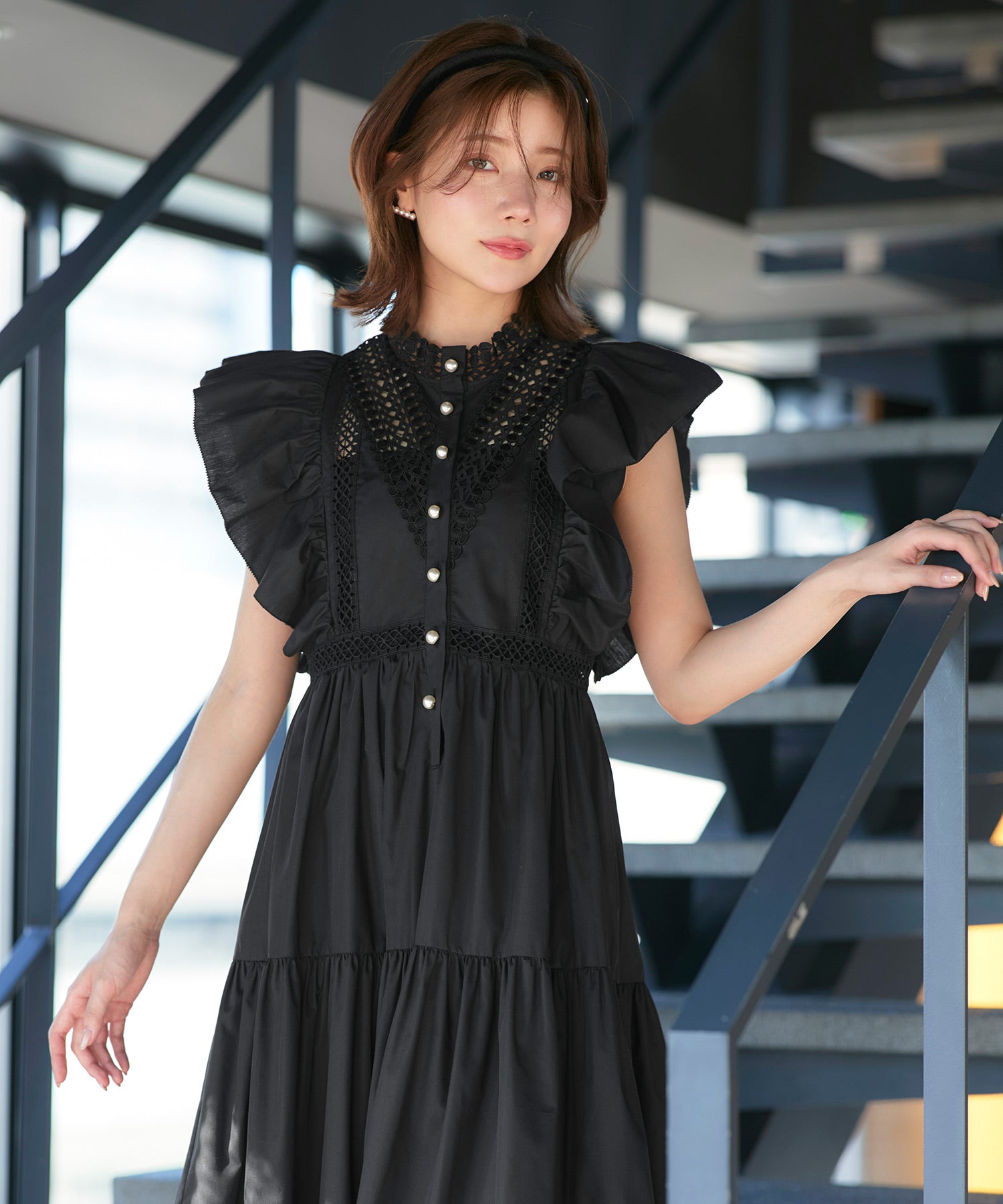 ルイルエブティック RUIRUE BOUTIQUE 洗える ｜ ティアード ボリューム シャツワンピース ｜ ワンピース・夏ワンピース・ロングワンピース・リゾートワンピース・レースワンピース・ティアードスカート・フレアスカート （ブラック） ブラック