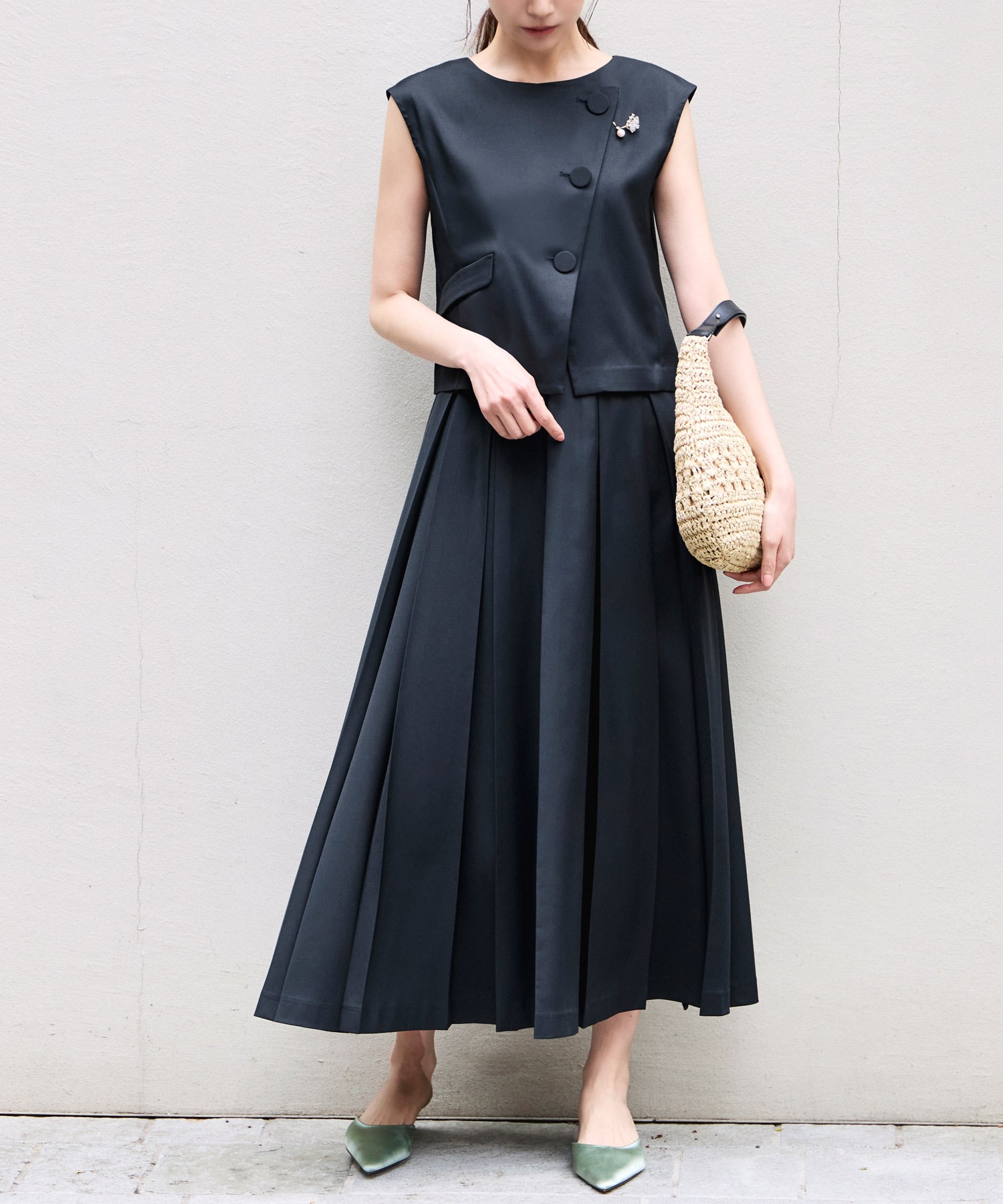 ルイルエブティック RUIRUE BOUTIQUE 洗える ストレッチ ｜ アシンメトリー ジレ ＆ ボックス プリーツスカート セットアップ ｜ 夏ワンピース・夏セットアップ・スカートセットアップ・ロングスカート （ネイビー） ネイビー