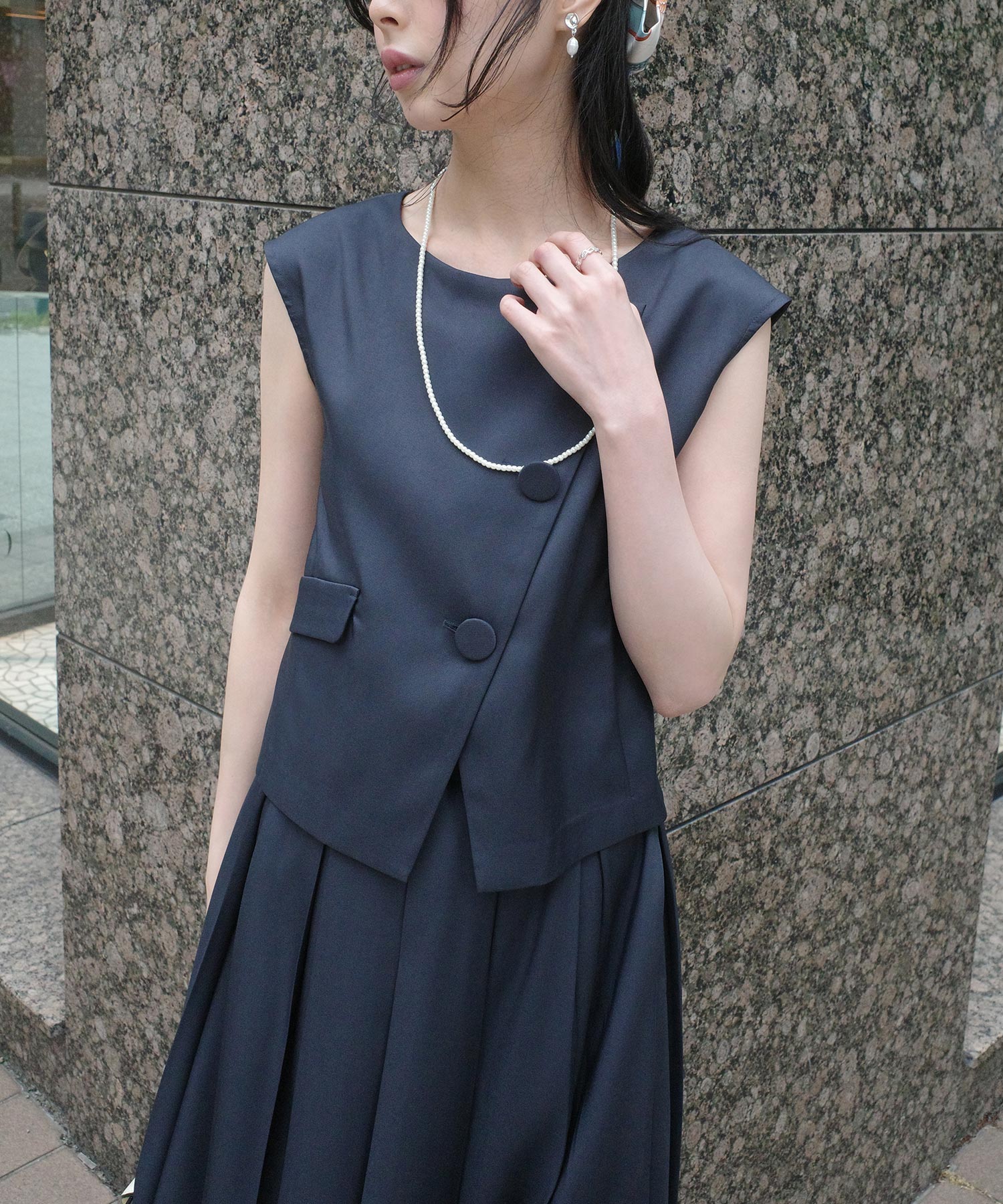 ルイルエブティック RUIRUE BOUTIQUE 洗える ストレッチ ｜ アシンメトリー ジレ ＆ ボックス プリーツスカート セットアップ ｜ 夏ワンピース・夏セットアップ・スカートセットアップ・ロングスカート （ネイビー） ネイビー