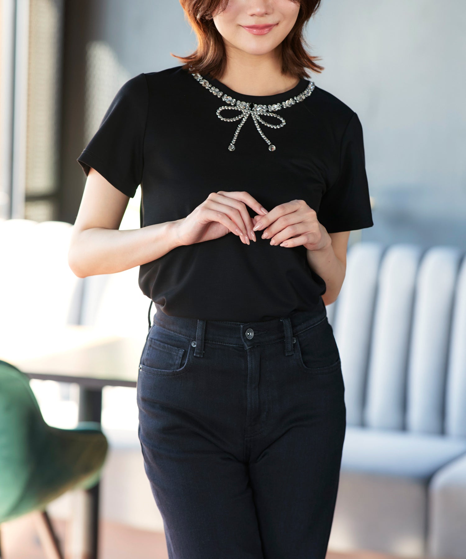 ルイルエブティック RUIRUE BOUTIQUE 洗える ストレッチ ｜ ドレスTシャツ ( ビジュー リボン ) ｜ トップス・Tシャツ・カットソー・半袖Tシャツ・きれいめTシャツ・白Tシャツ） （ブラック） ブラック