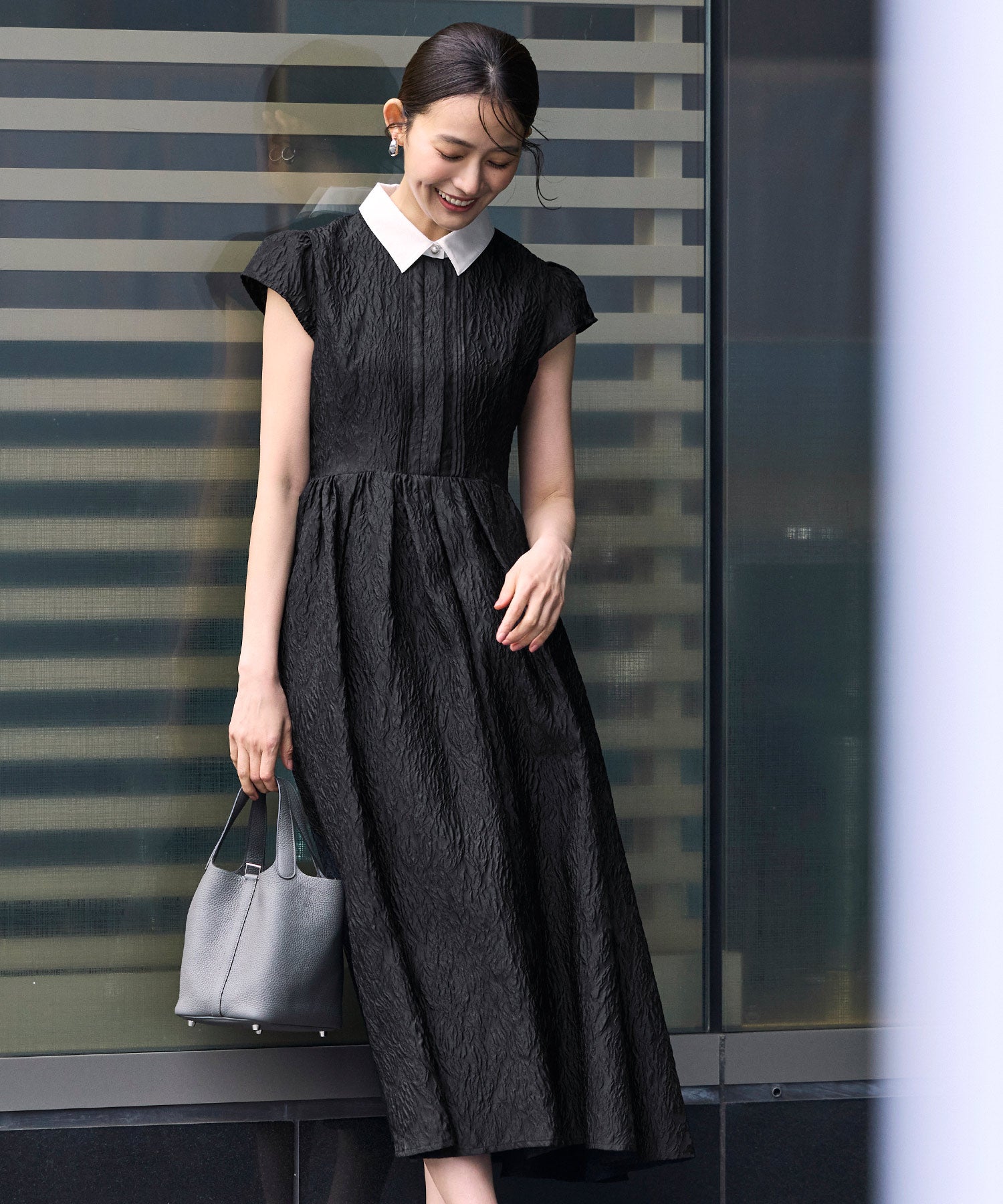 ルイルエブティック RUIRUE BOUTIQUE 洗える ｜ シアー ジャカード フレアワンピース ｜ ワンピース・襟付きワンピース・夏ワンピース・ロングワンピース・リゾートワンピース・デザインワンピース （ブラック） ブラック