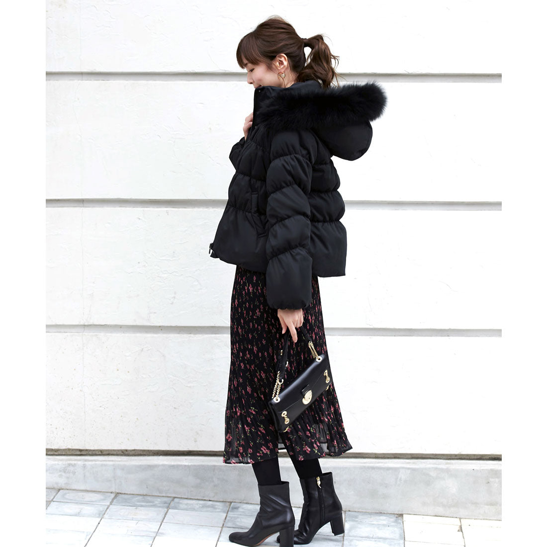 ルイルエブティック RUIRUE BOUTIQUE フォックスファーシャーリングダウンジャケット （ブラック/BL） ブラック