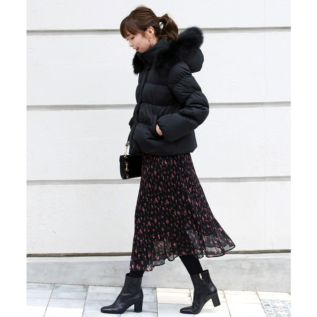 ルイルエブティック RUIRUE BOUTIQUE フォックスファーシャーリングダウンジャケット （ブラック/BL） ブラック