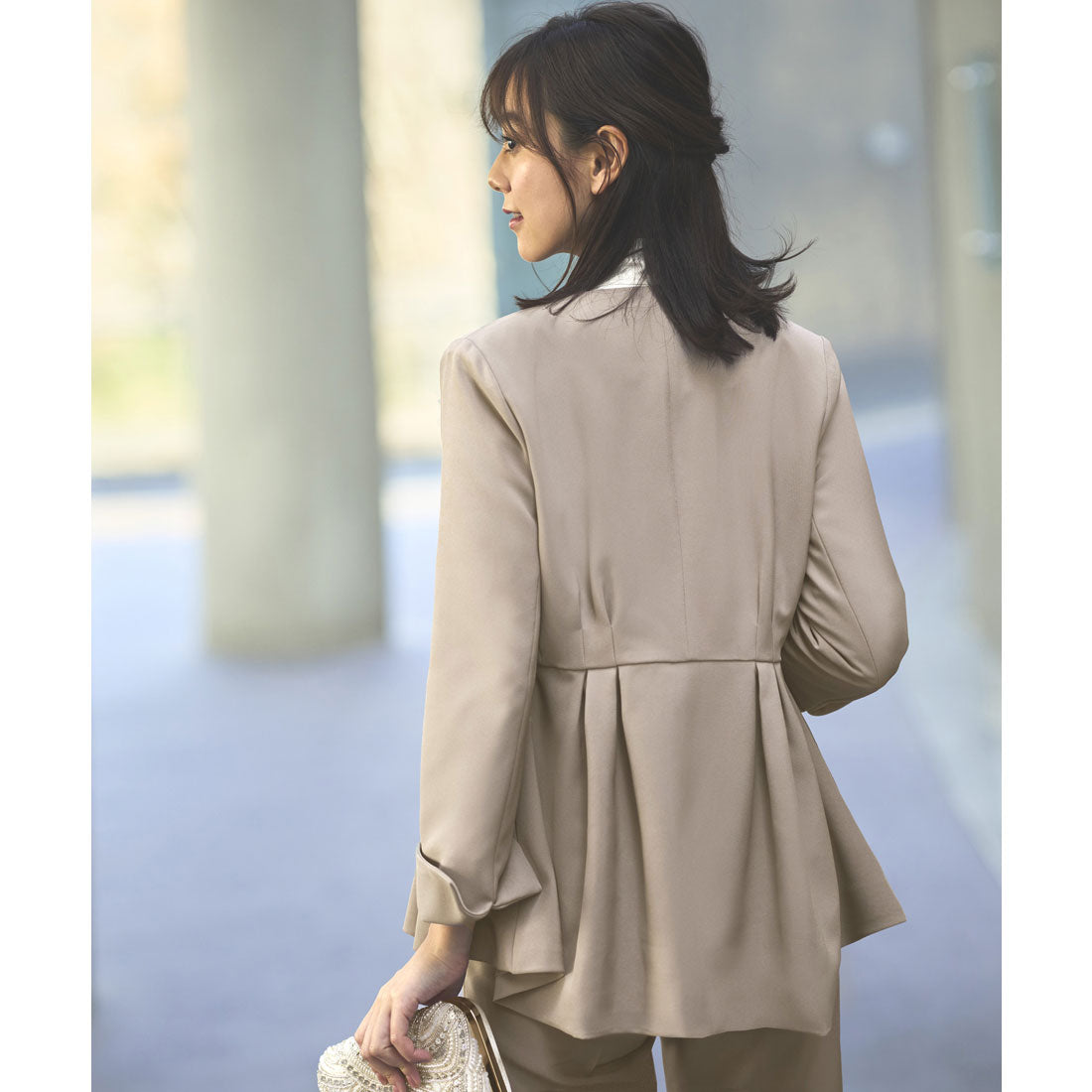 ルイルエブティック RUIRUE BOUTIQUE 【洗える】【3点セット】ノーカラーウエストタックペプラムパンツスーツ 消臭・抗菌 手洗い ウォッシャブル 卒園式 卒業式 入園式 入学式 七五三 スタイリッシュ セットアップ （ベージュ） ベージュ