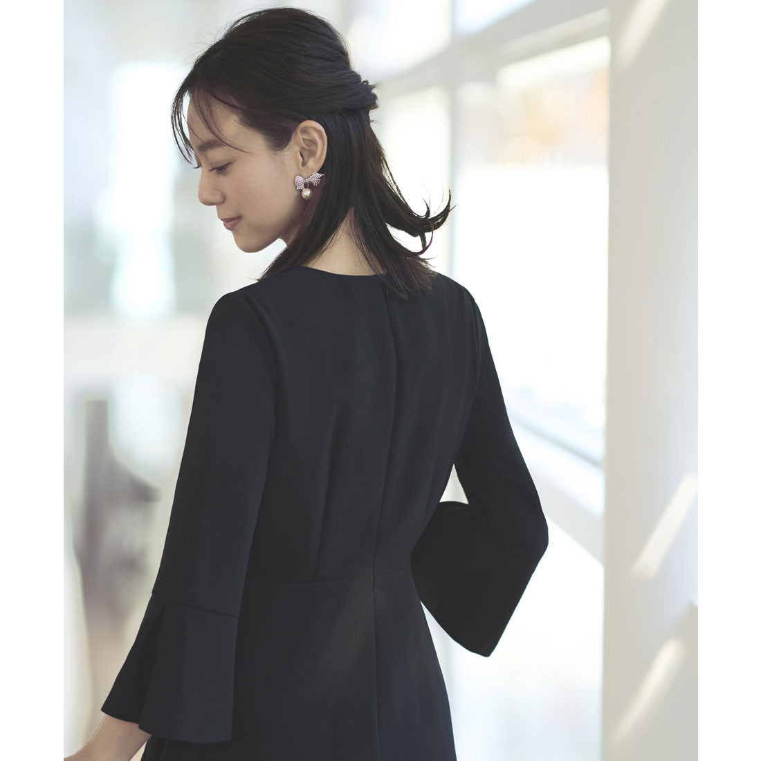 ルイルエブティック RUIRUE BOUTIQUE ウエストパールフレアワンピース 結婚式 パーティー ドレス （ブラック） ブラック