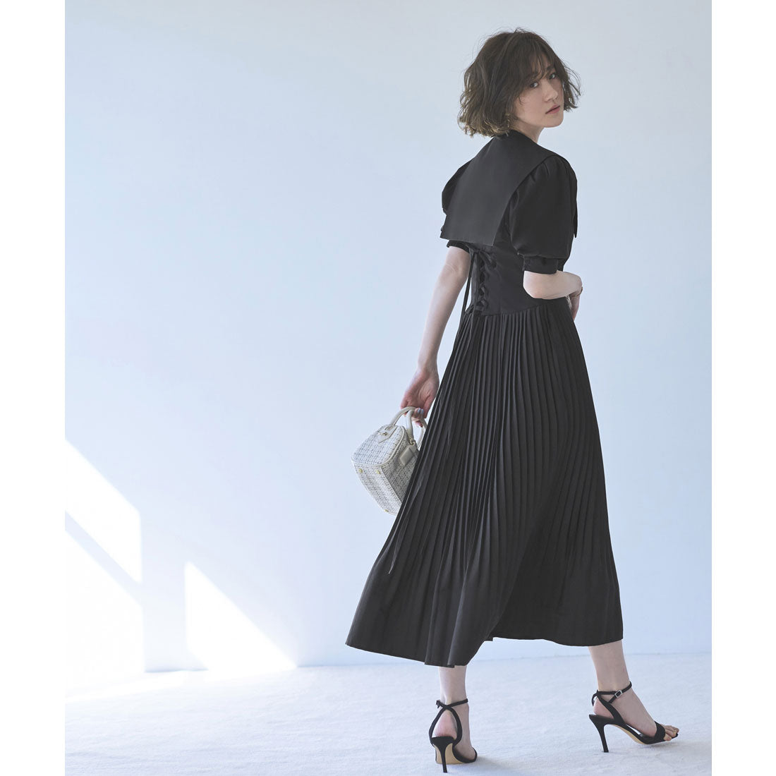 ルイルエブティック RUIRUE BOUTIQUE ビッグカラーティアードプリーツワンピース