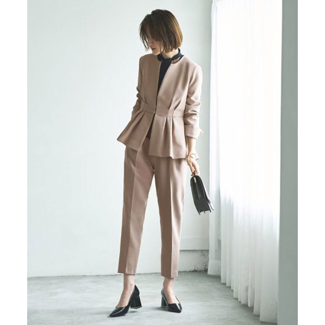 ルイルエブティック RUIRUE BOUTIQUE 【洗える】【3点セット】ノーカラーウエストタックペプラムパンツスーツ 消臭・抗菌 手洗い ウォッシャブル 卒園式 卒業式 入園式 入学式 七五三 スタイリッシュ セットアップ （ベージュ×ブラック） ベージュ×ブラック