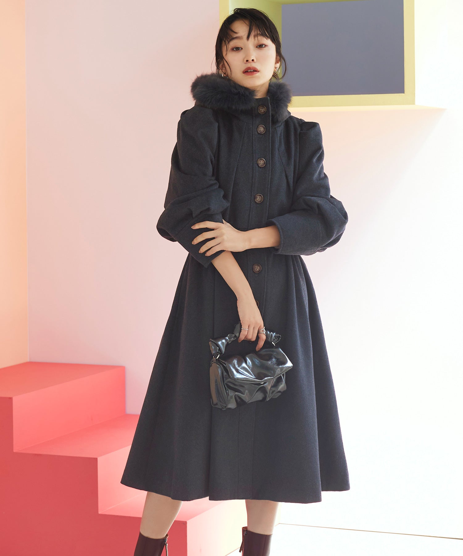 ルイルエブティック RUIRUE BOUTIQUE フォックスファーフーディーウールロングコート （チャコールグレー） チャコールグレー