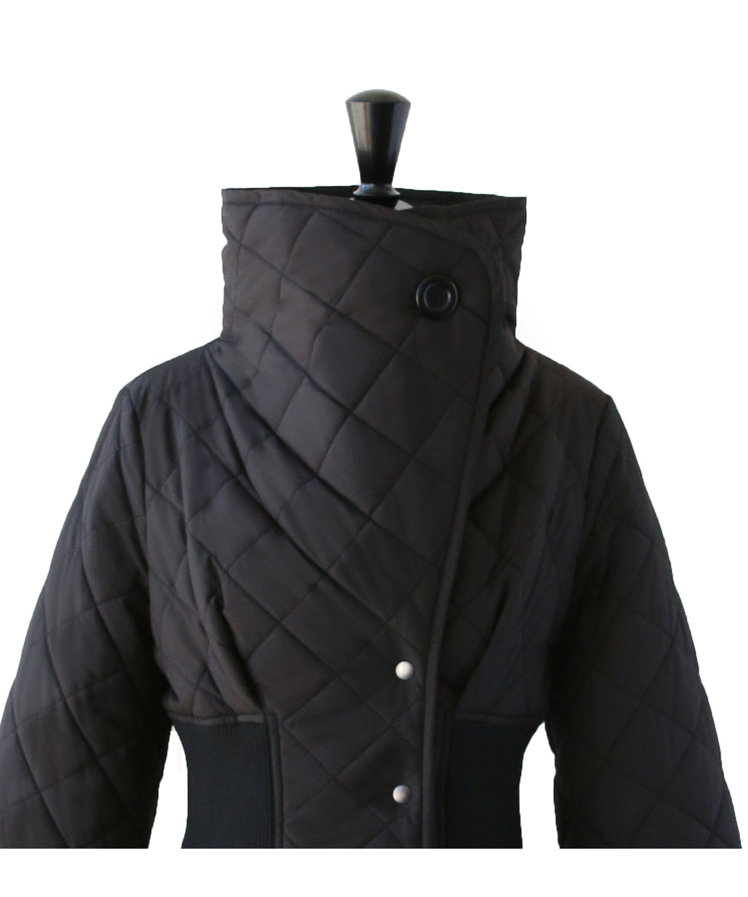 ルイルエブティック RUIRUE BOUTIQUE ライトサーモキルティングサイドリブコート ｜ レディース アウター 羽織 体型カバー 保温 暖かい 軽量 ロングコート ミドルコート フード ライトサーモ ダウン風コート 中綿 ダイヤキルト キルティング （ブラック） ブラック