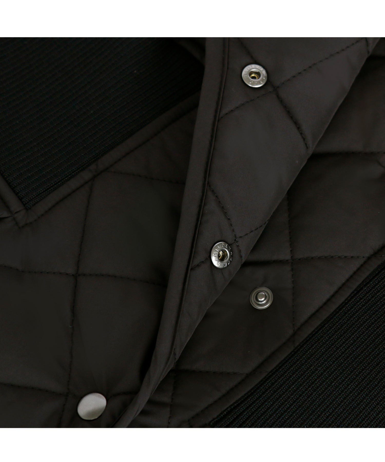 ルイルエブティック RUIRUE BOUTIQUE ライトサーモキルティングサイドリブコート ｜ レディース アウター 羽織 体型カバー 保温 暖かい 軽量 ロングコート ミドルコート フード ライトサーモ ダウン風コート 中綿 ダイヤキルト キルティング （ブラック） ブラック