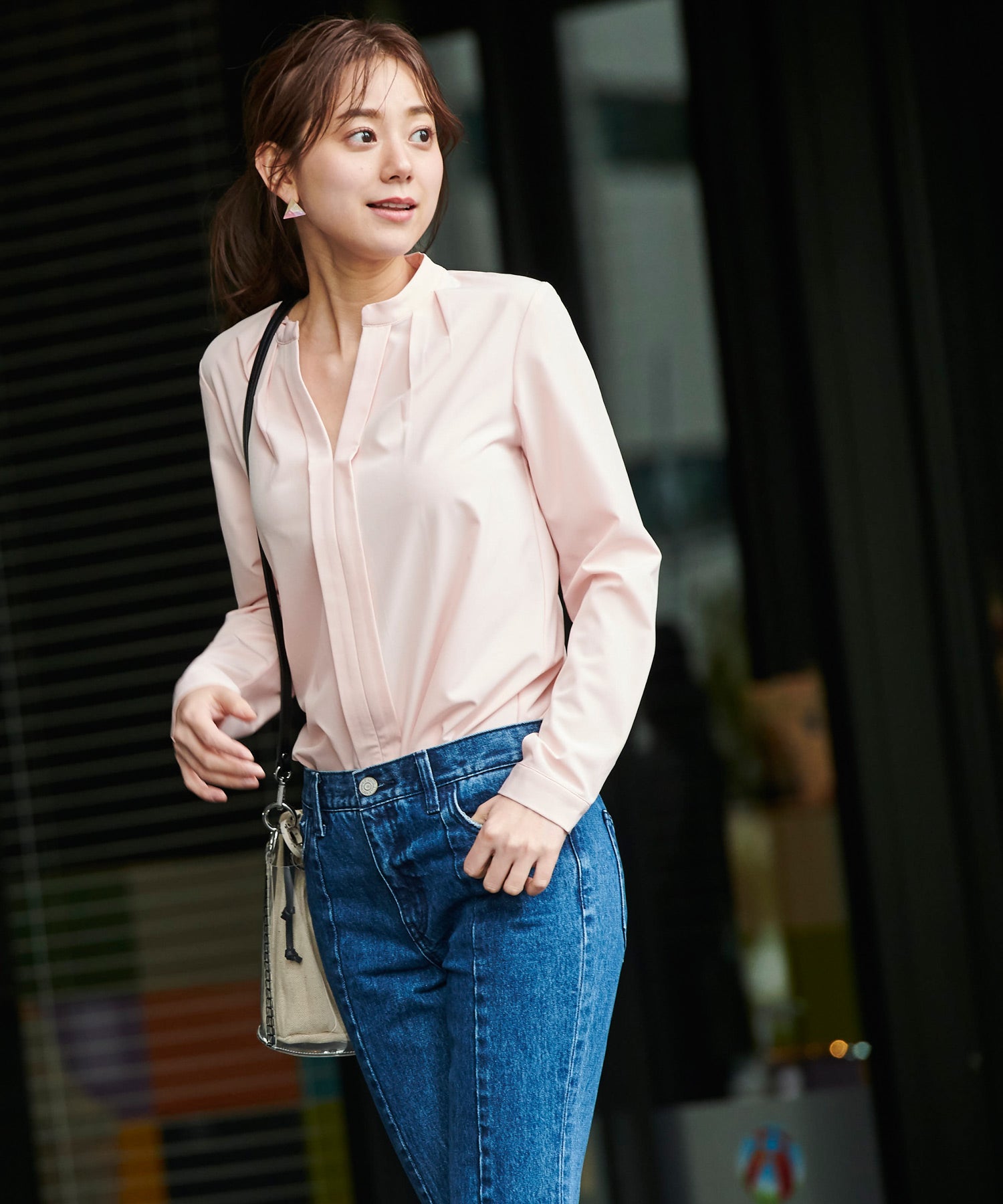 ルイルエブティック RUIRUE BOUTIQUE 洗える ｜ キーネックタックシャツ長袖ブラウス ｜ 長袖 キーネック トップス 体型カバー オフィスカジュアル 通勤服 華やか シャツ （ピーチピンク） ピーチピンク