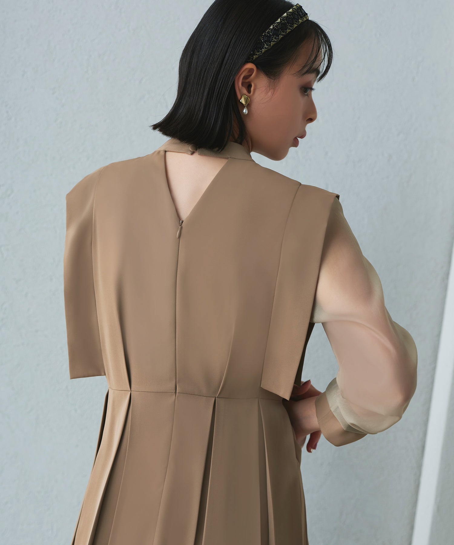 ルイルエブティック RUIRUE BOUTIQUE 【オケージョンドレス/結婚式】シアースリーブプリーツロングワンピース 披露宴 二次会 お呼ばれ フォーマル パーティードレス ロング丈 長袖 体型カバー 20代 30代 美脚効果 （ブラウン） ブラウン