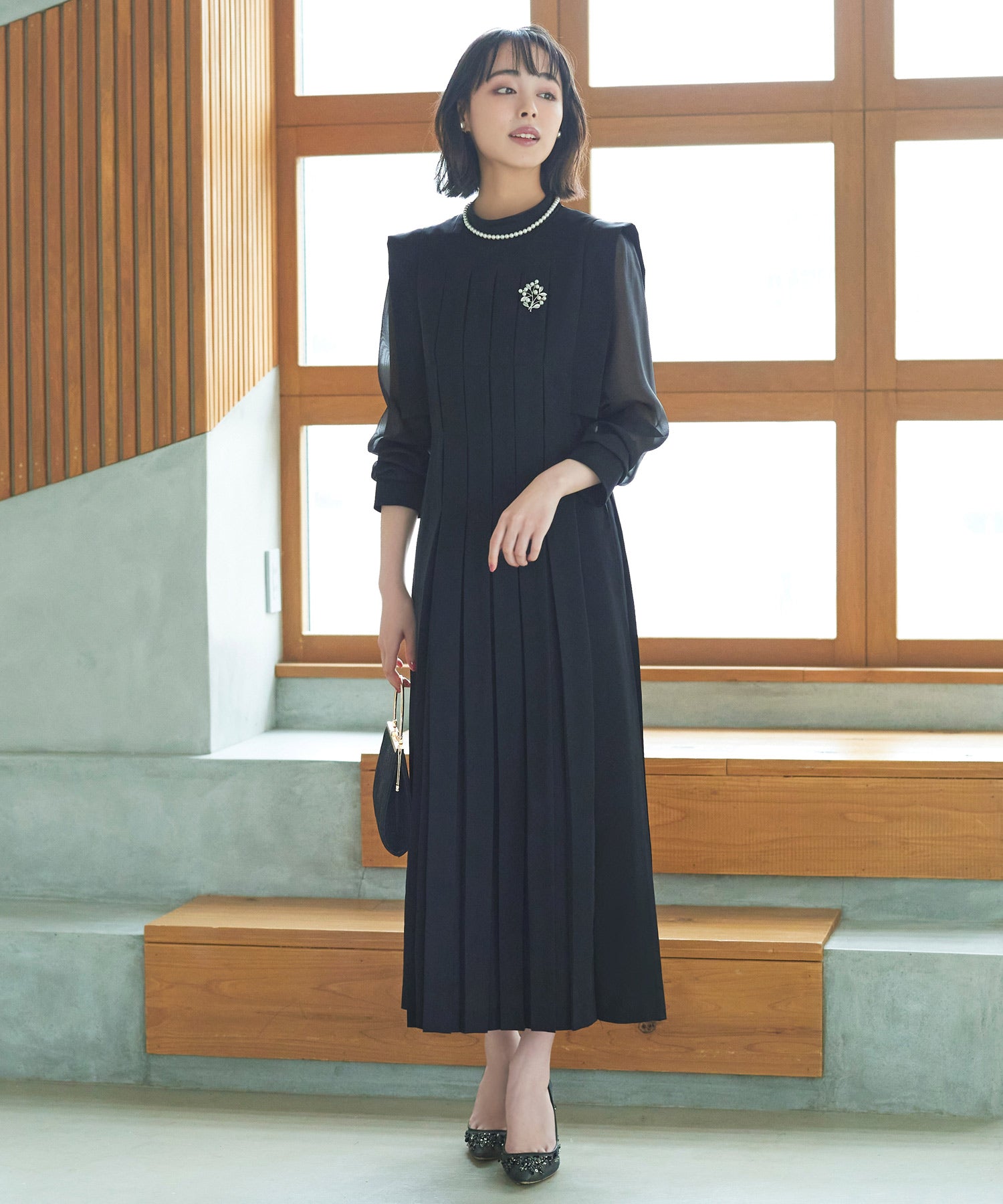 ルイルエブティック RUIRUE BOUTIQUE 【オケージョンドレス/結婚式】シアースリーブプリーツロングワンピース 披露宴 二次会 お呼ばれ フォーマル パーティードレス ロング丈 長袖 体型カバー 20代 30代 美脚効果 （ブラック） ブラック