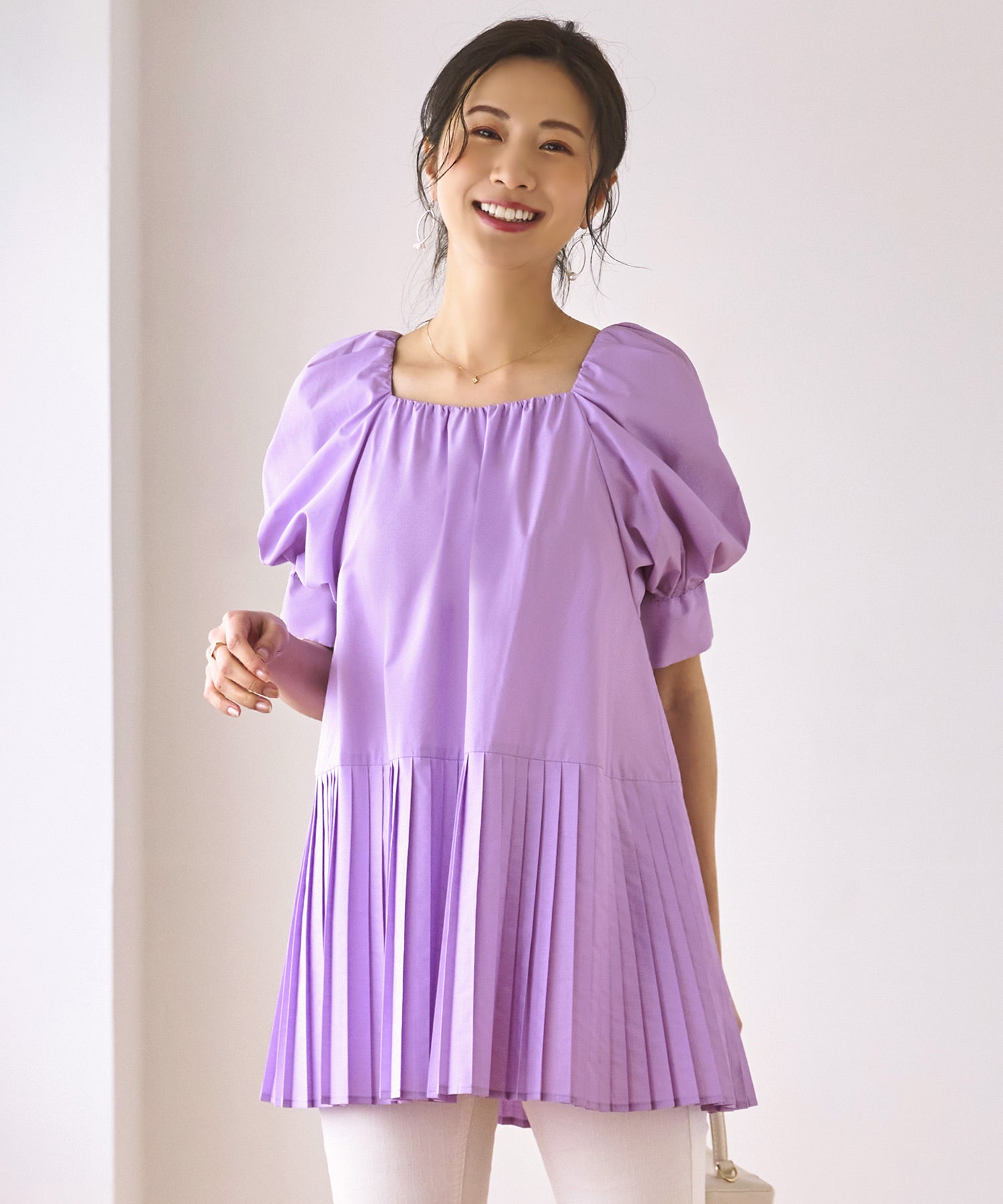 ルイルエブティック RUIRUE BOUTIQUE プリーツヘム・ボリュームスリーブブラウス （ロイヤルブルー） ルイルエブティック RUIRUE BOUTIQUE プリーツヘム・ボリューム