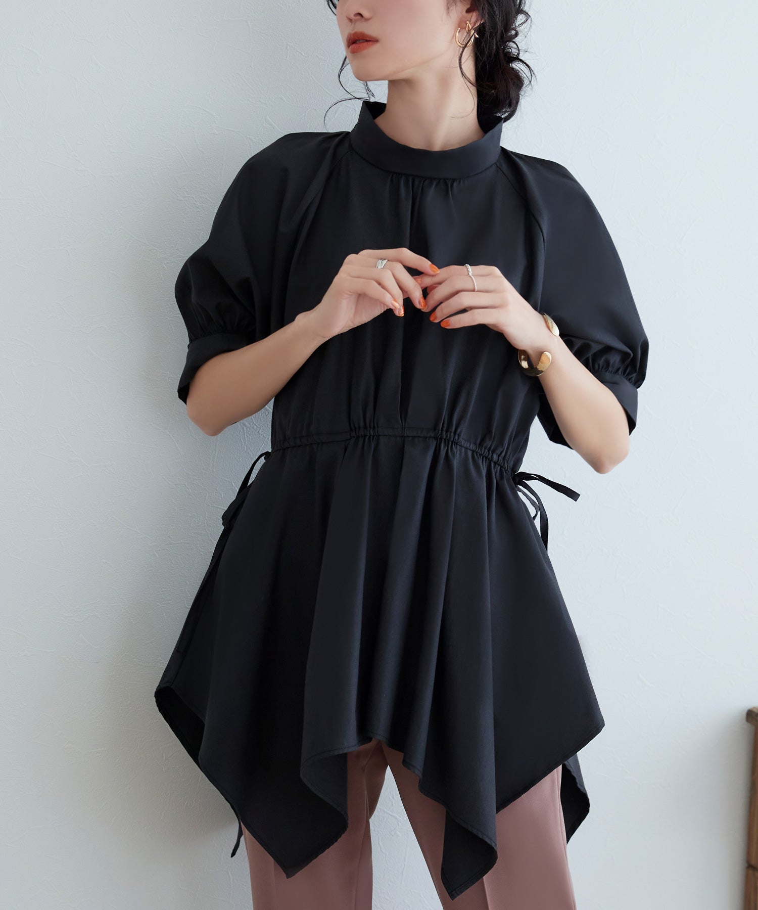 ルイルエブティック RUIRUE BOUTIQUE スクエアペプラムパフスリーブブラウス